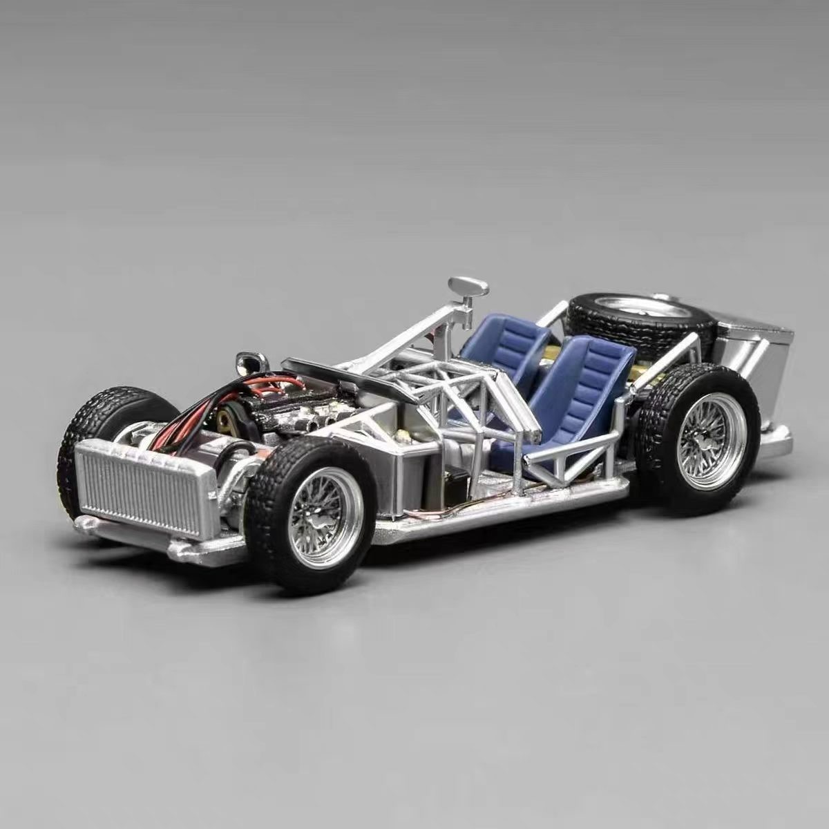 MOTORHELIX MH 1:64 Spaceframe with Engine Birdcage Alloy Model Car