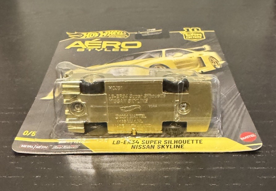Hot Wheels Car Culture Aero Styles LB-ER34 Nissan Skyline Chase 0/5 in Protector