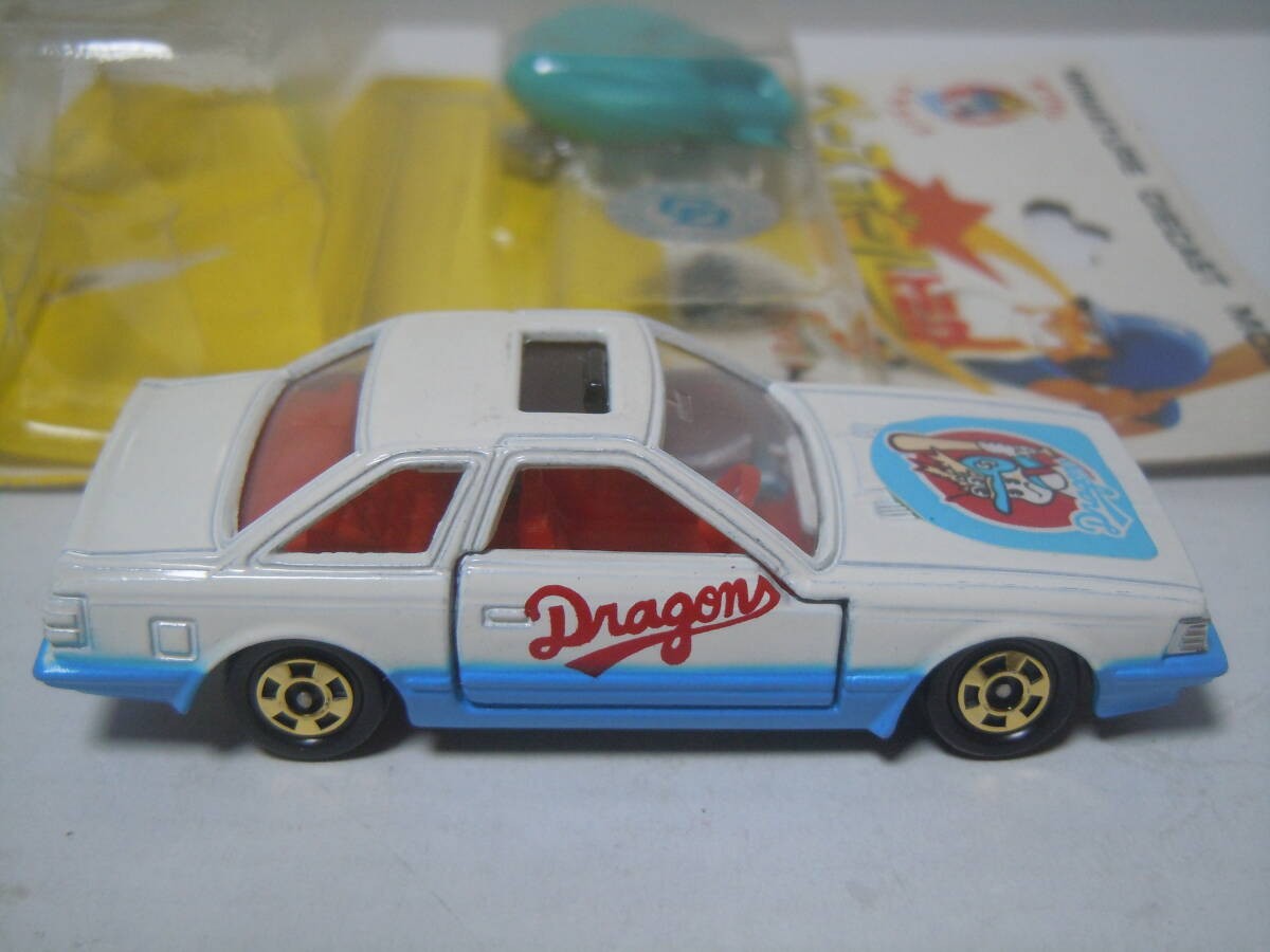 Baseball Tomica 5-2-10 Soarer 2800GT (White/Light Blue – Chunichi Dragons)