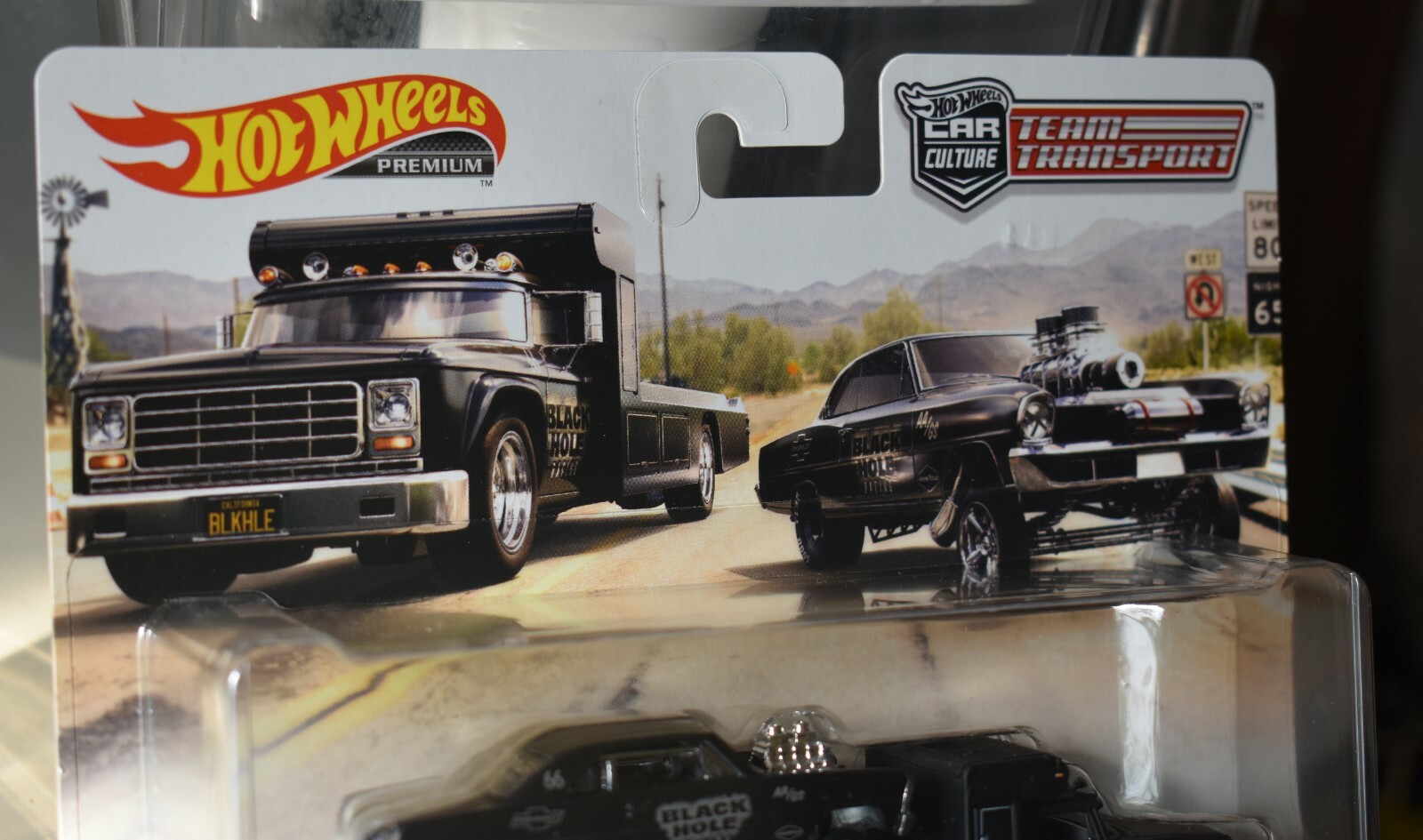 Hot Wheels Team Transport ’66 SUPER NOVA RETRO RIG # 7 NEW