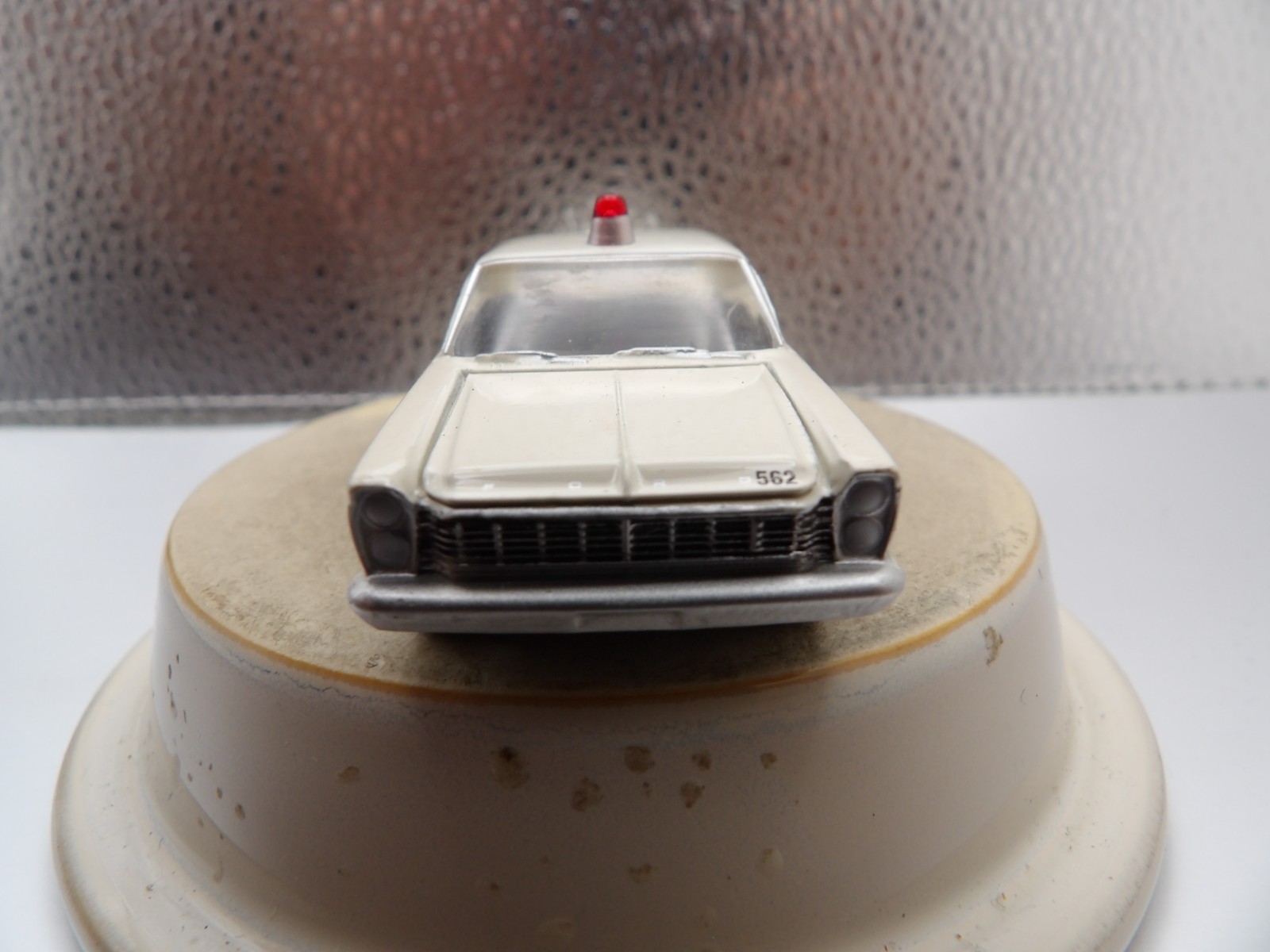 1965 FORD CUSTOM OHIO STATE HIGHWAY PATROL 2019 GREENLIGHT HOT PURSUIT 1:64