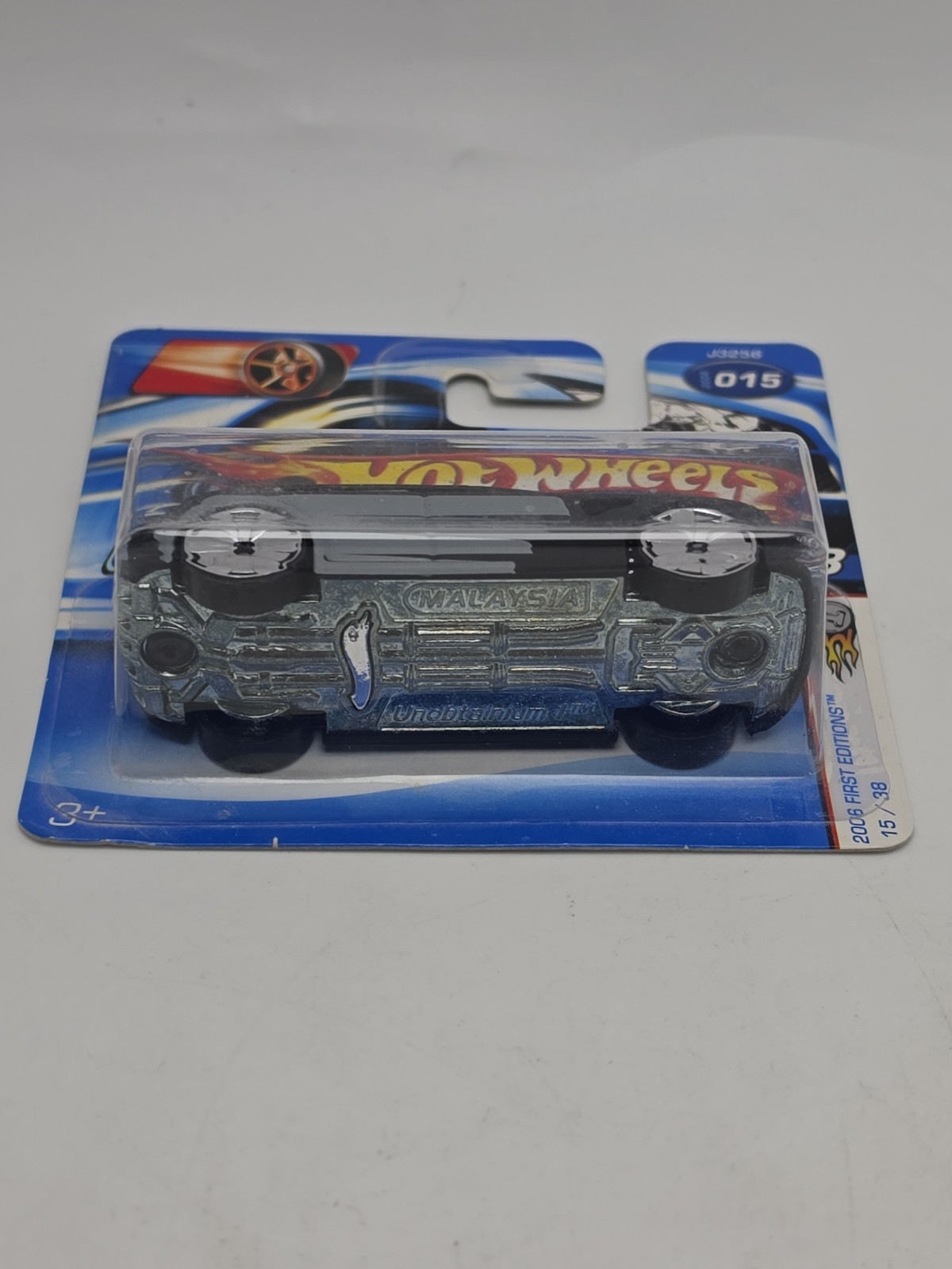 Hot Wheels 2006 Unobtainium 1 Black 15/38 #015 J3256 Diecast Toy Car New Carded