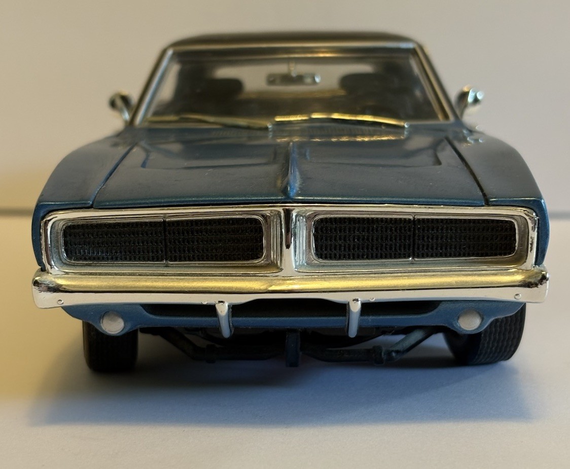 Mattel Hot Wheels 1969 Dodge Charger R/T Blue/Black 1:18 Diecast Car