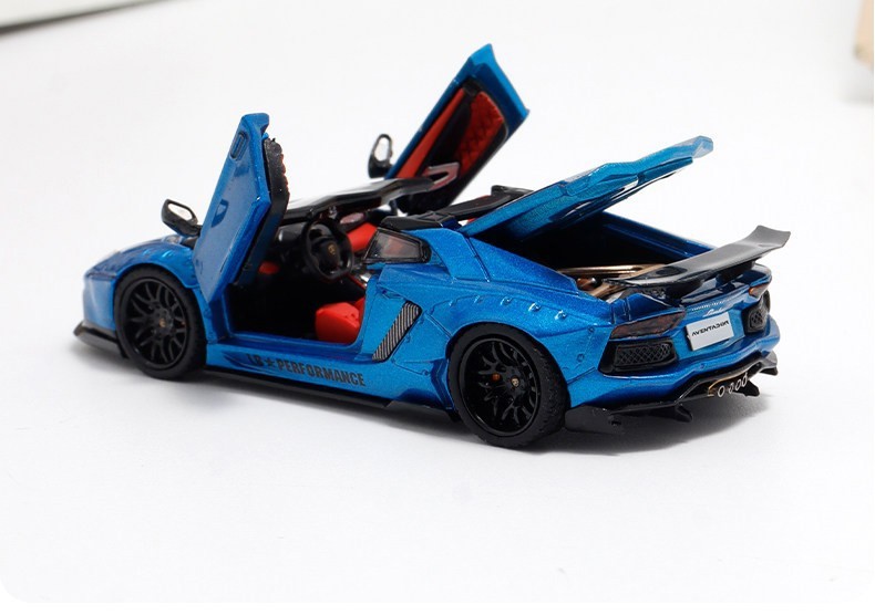 RM 1:64 Blue Aventador LP700-4 Sports Model Diecast Metal Car