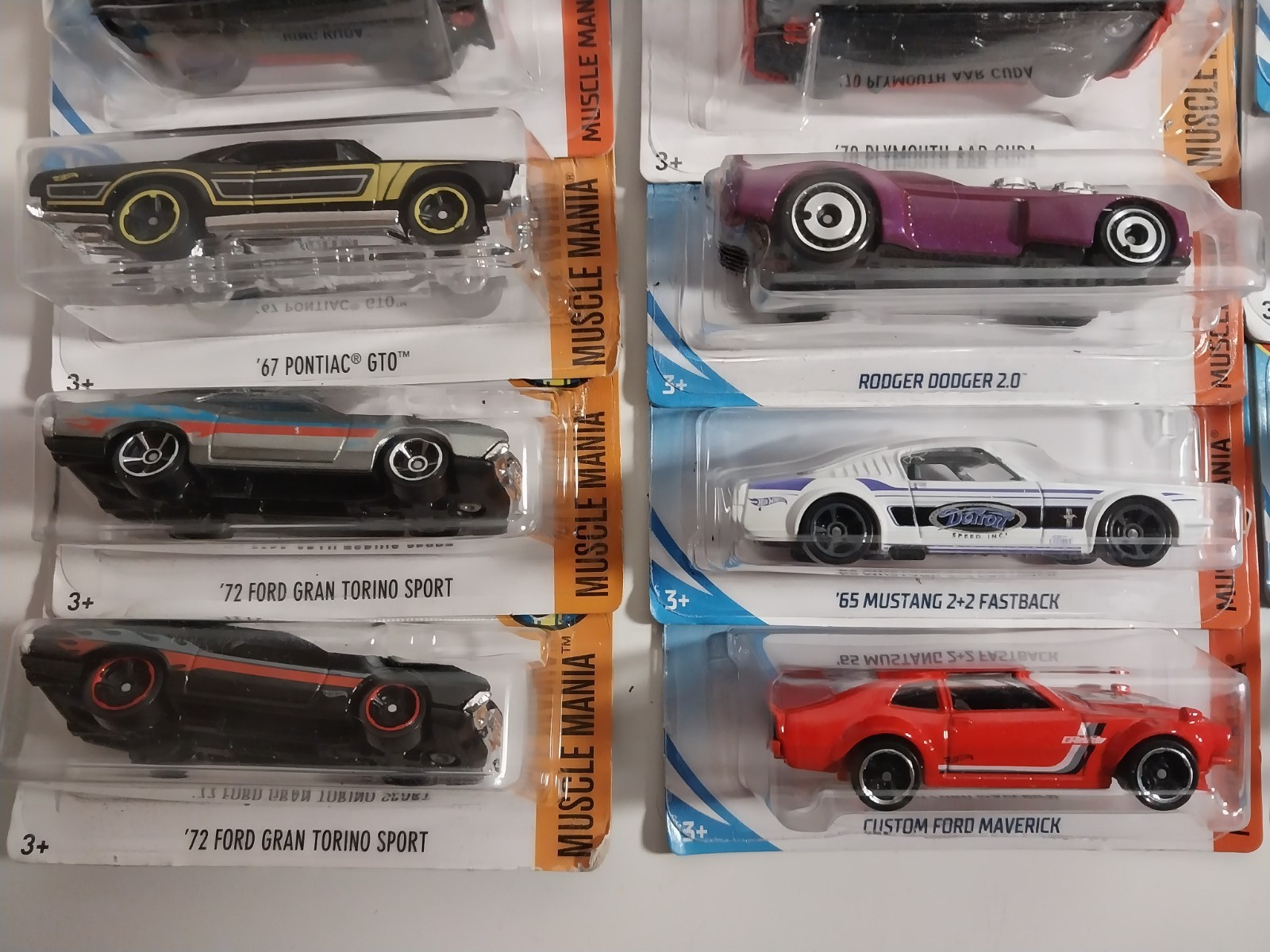 Lot of 18 Hot Wheels Muscle Mania Cars NIB ’15 Challenger, Camaro, etc
