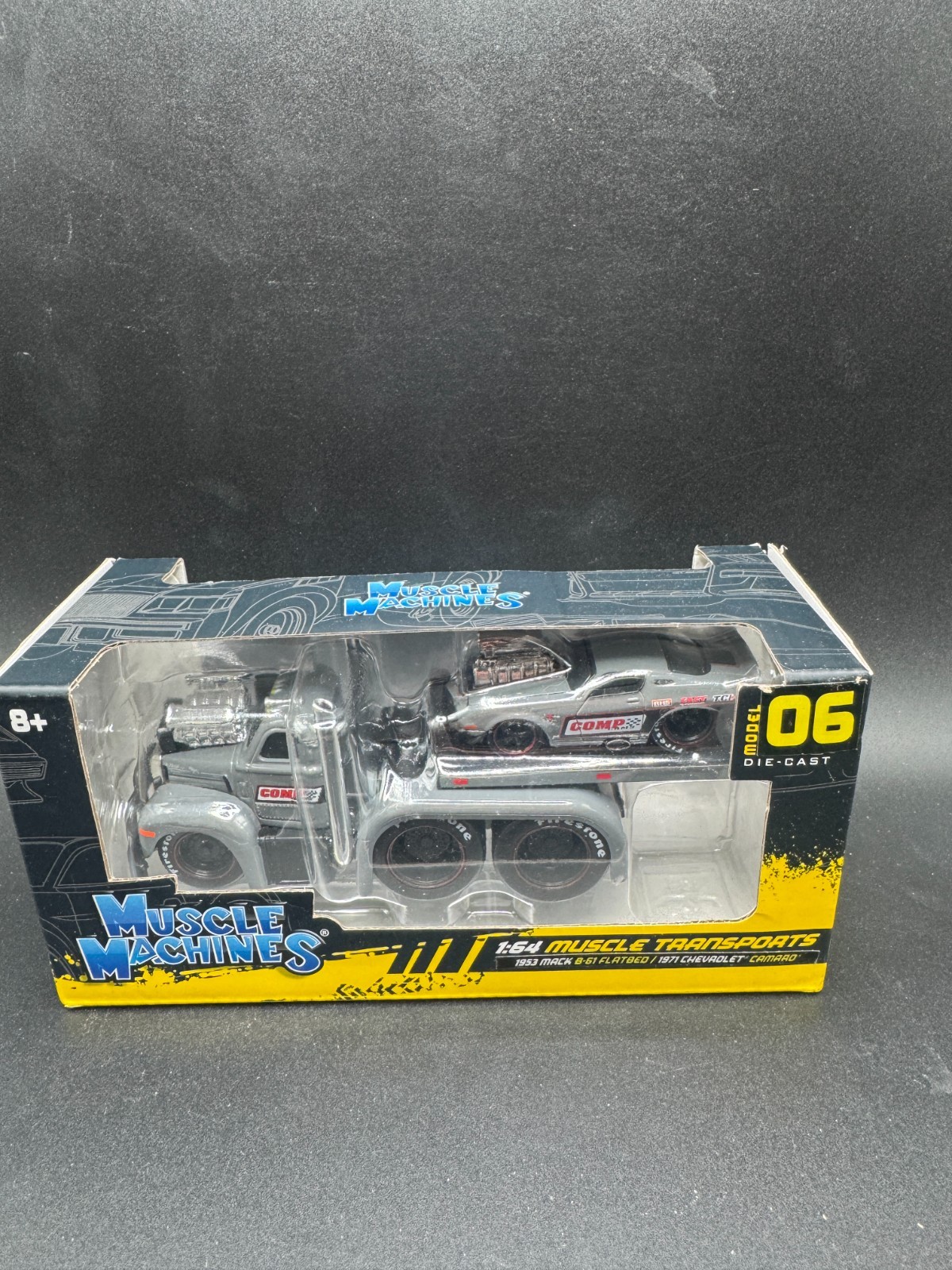 MAISTO 2021 1/64 MUSCLE MACHINES DIE CAST MACK TRANSPORT & 1971 GREY CAMARO T4