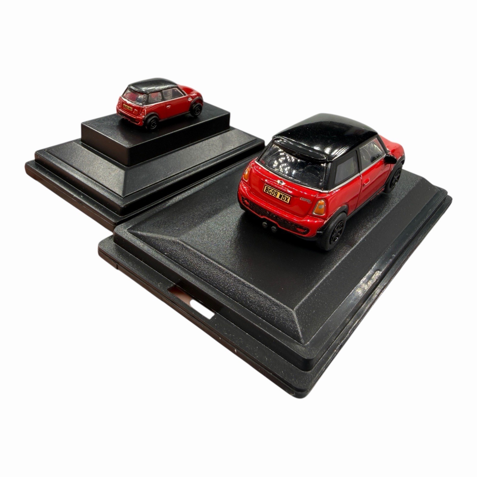 MINI Cooper S Hardtop R56 Chili Red with Black Roof Diecast car Pair of Two