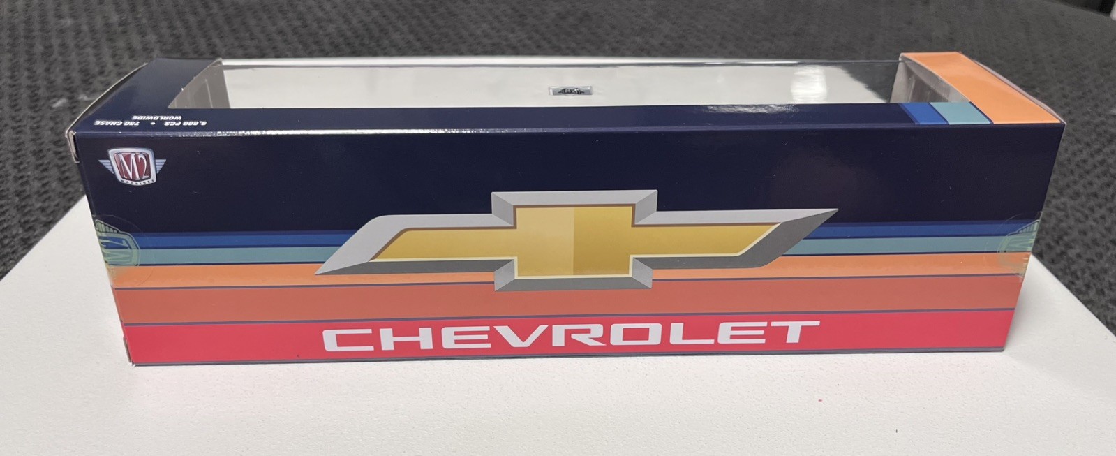 M2 Machines 1975 Chevrolet Cheyenne Super 30 & 1978 C10 Silverado Camper Hauler