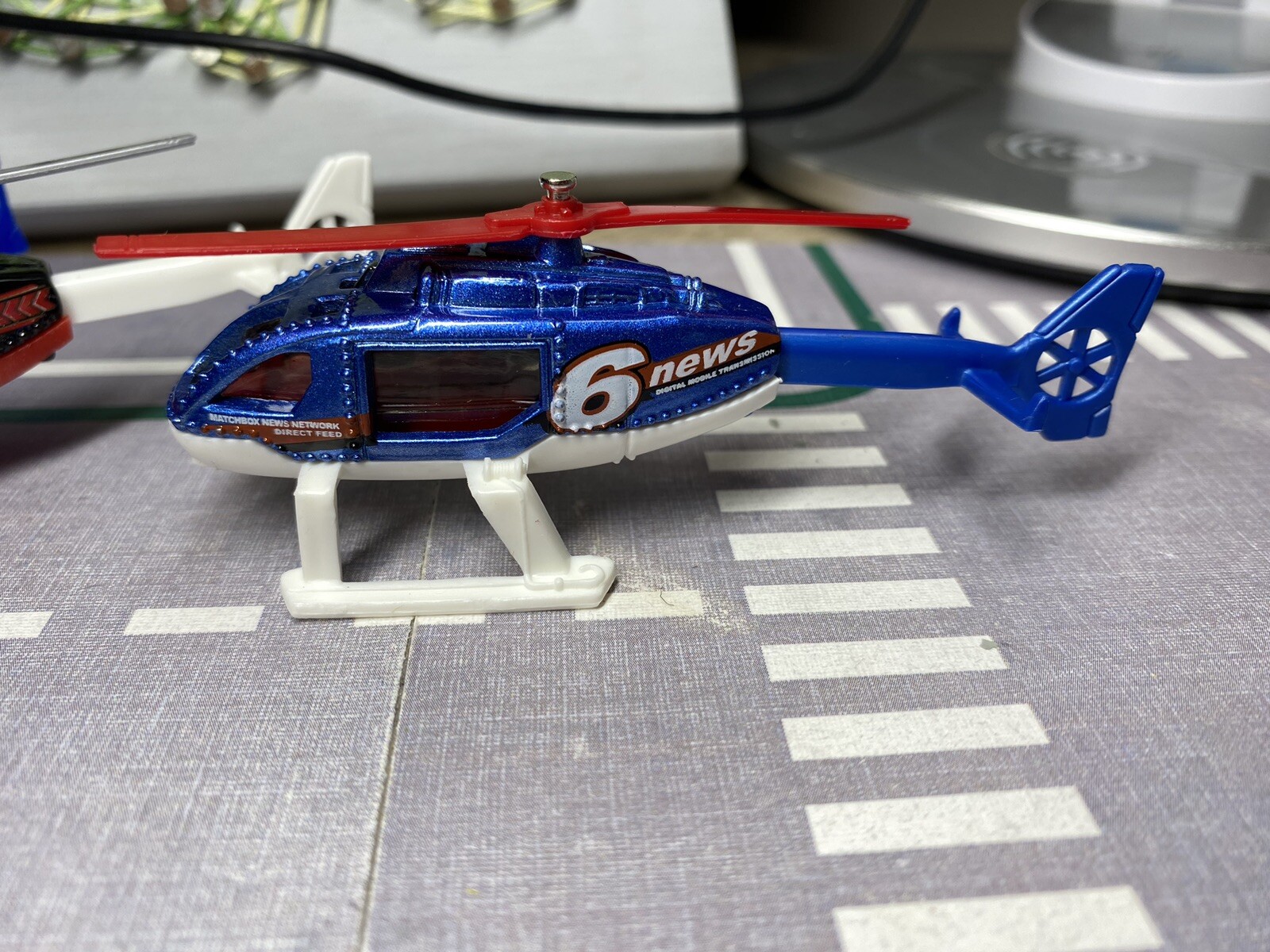Matchbox 3 X 2001 Rescue Helicopter, News Chopper, Police, Fire Mb.541,
