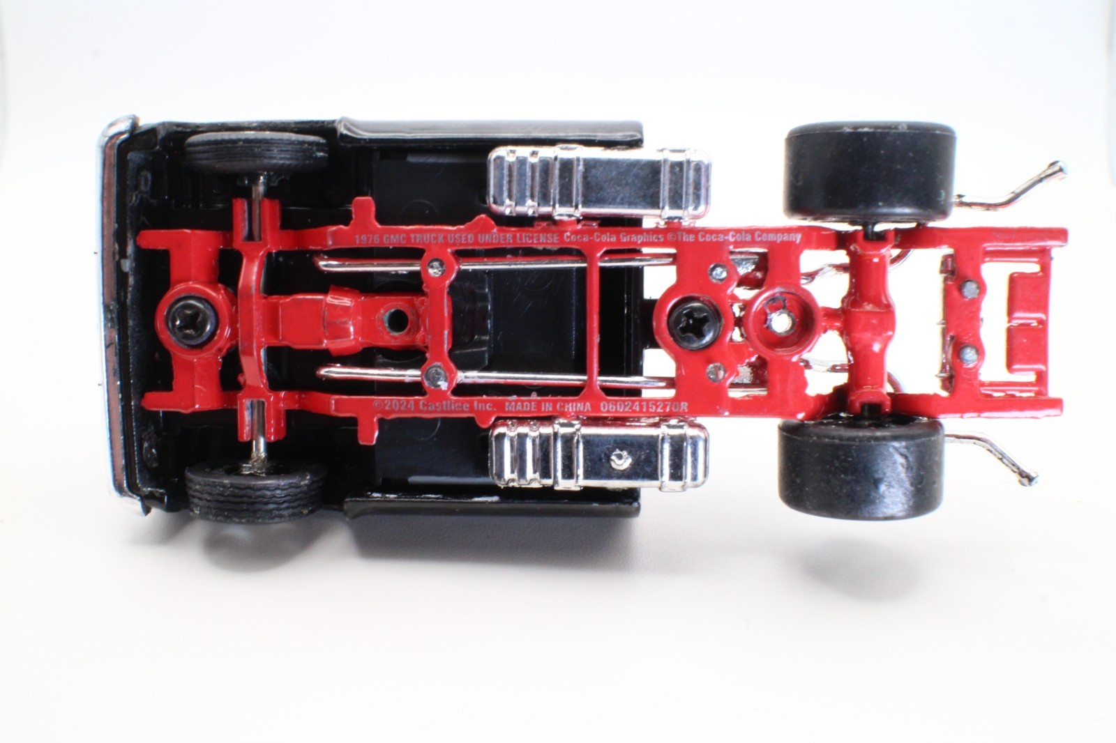 M2 Machines 1976 GMC Truck Custom Hot Rod Cab Chassis Black Red 1:64 Loose
