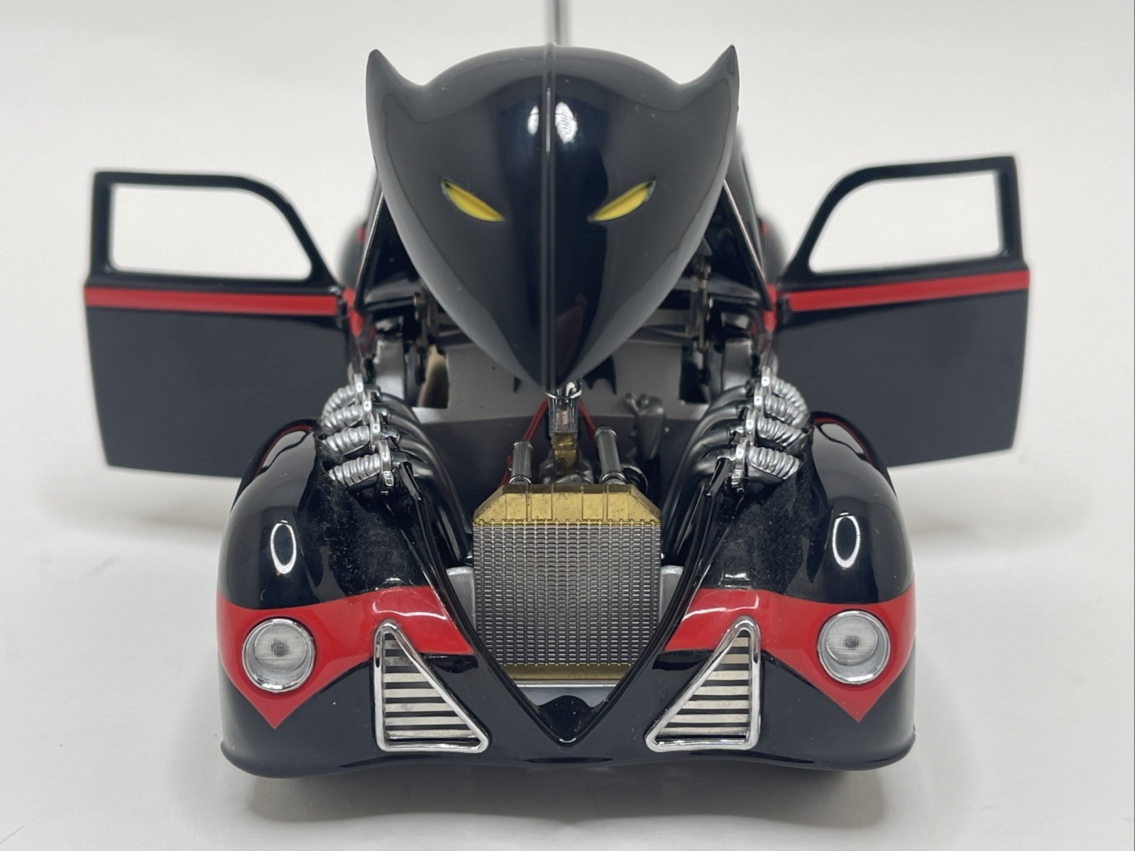 Danbury Mint BATMAN 1940s Comic Book Batmobile 1:24 100% COMPLETE With Box