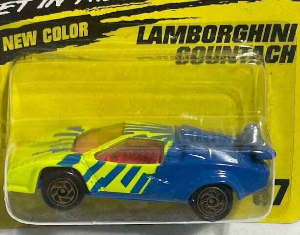 Matchbox Superfast Lamborghini Countach, #67, “Get In The Fast Lane” 1/64