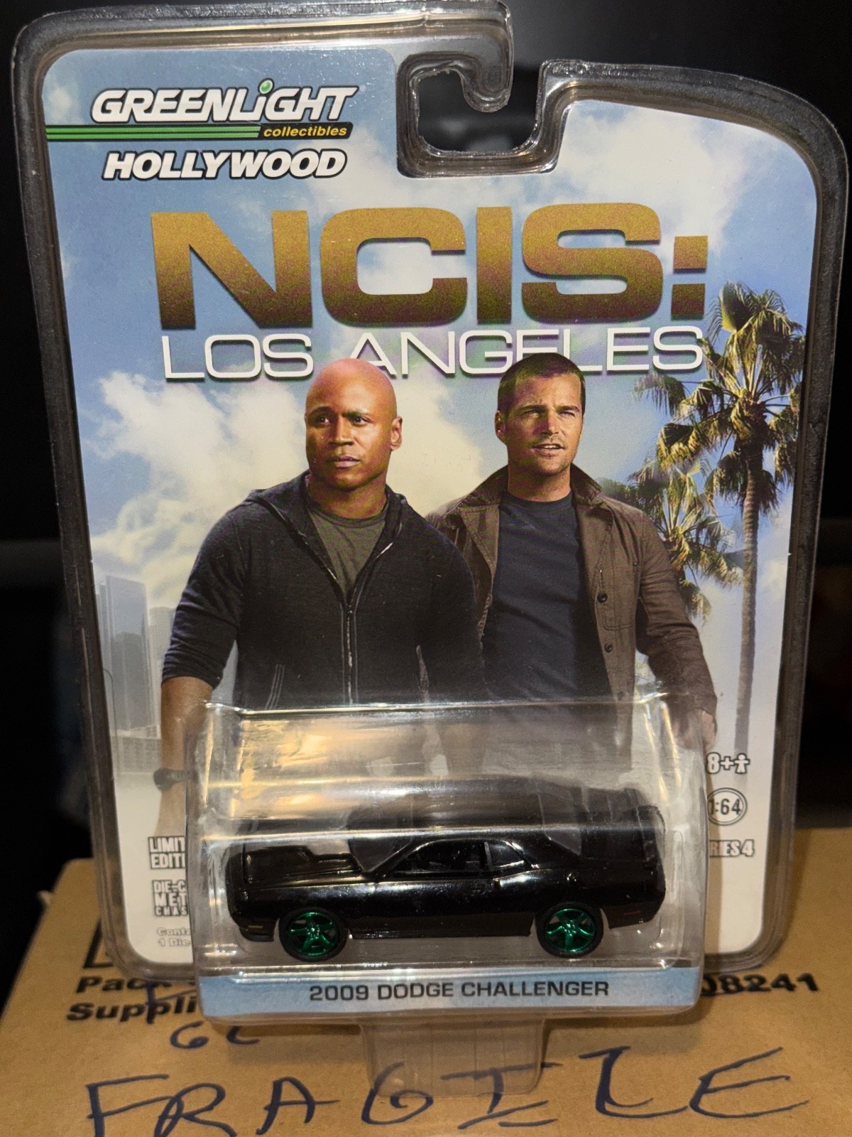 Greenlight Hollywood Series 4 NCIS Los Angeles 2009 Dodge Challenger GM Chase