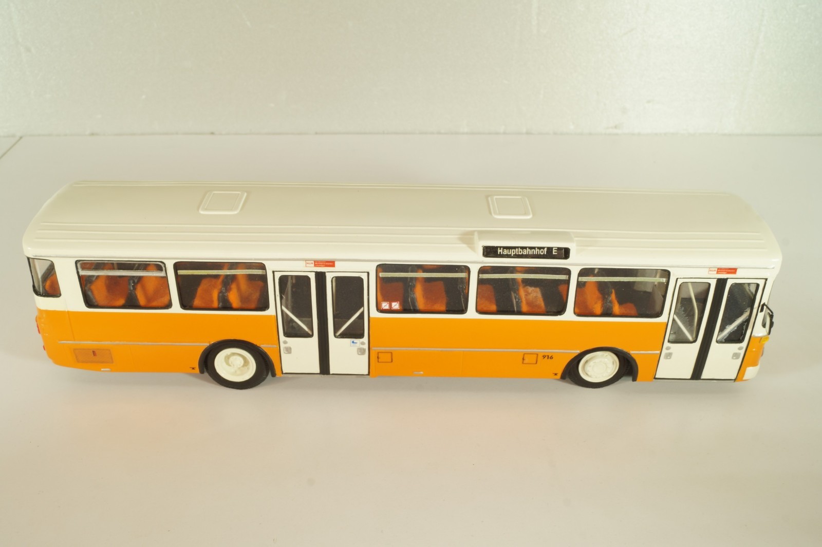 Mercedes-Benz O 305 ESWE Hauptbahnhof 1967, orange/white, Vector Models 1:43