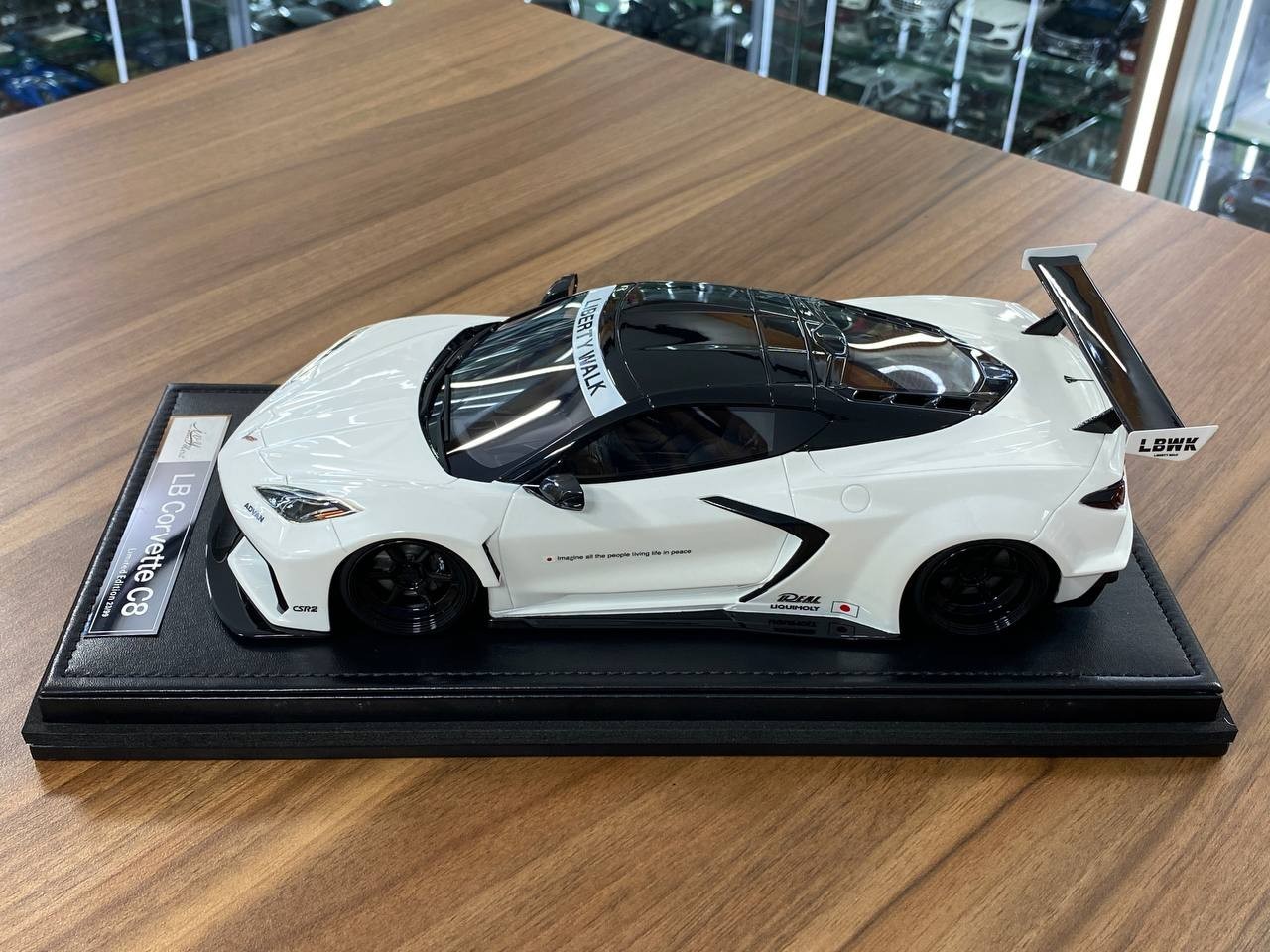 Chevrolet Corvette C8 LBWK IVY Merit White Ltd 99 [1/18 Resin]
