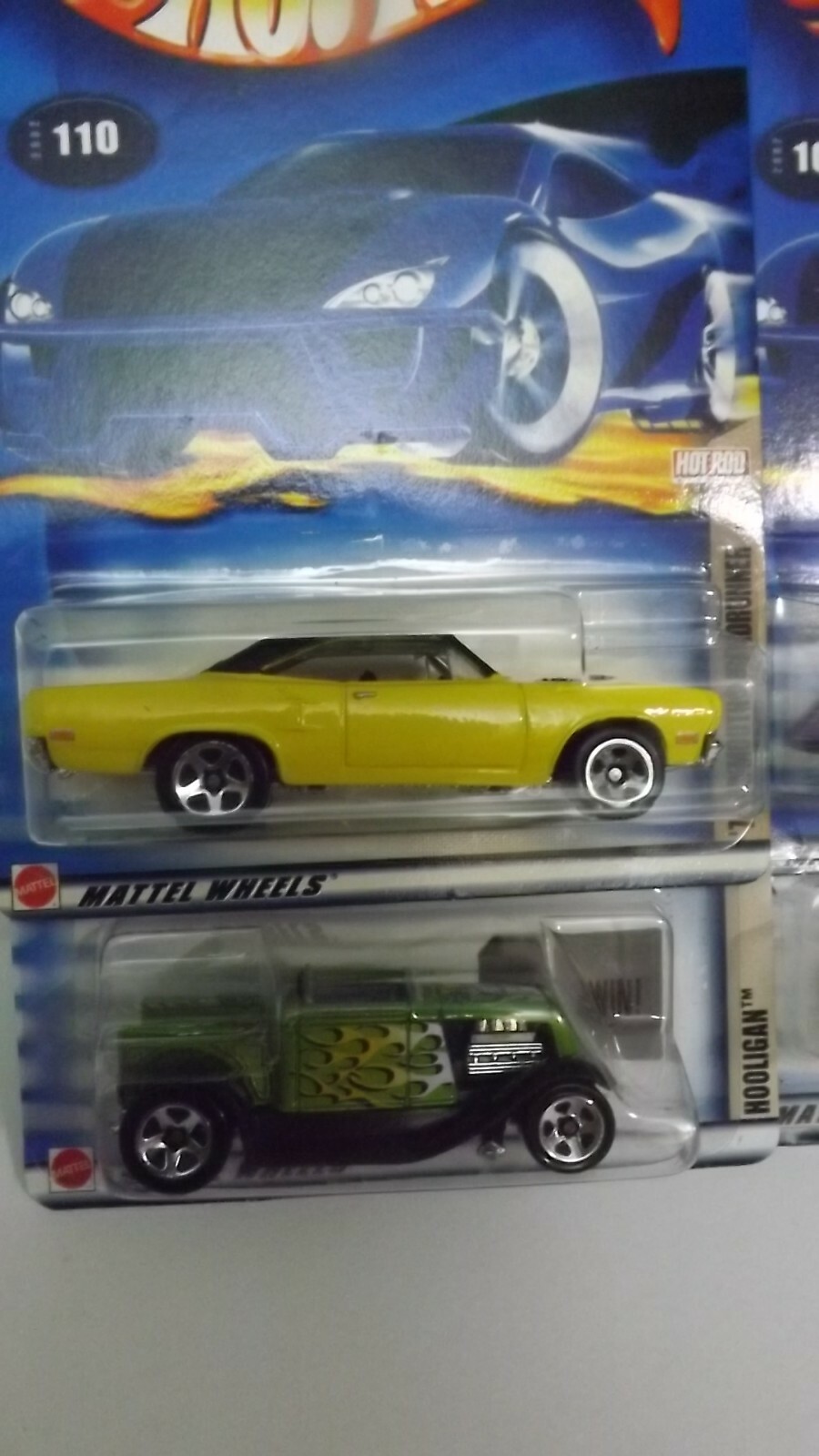 2002 Hotwheels Hot Rod Series 4 Car Set Roadrunner-Passion-Roadster-Hooligan