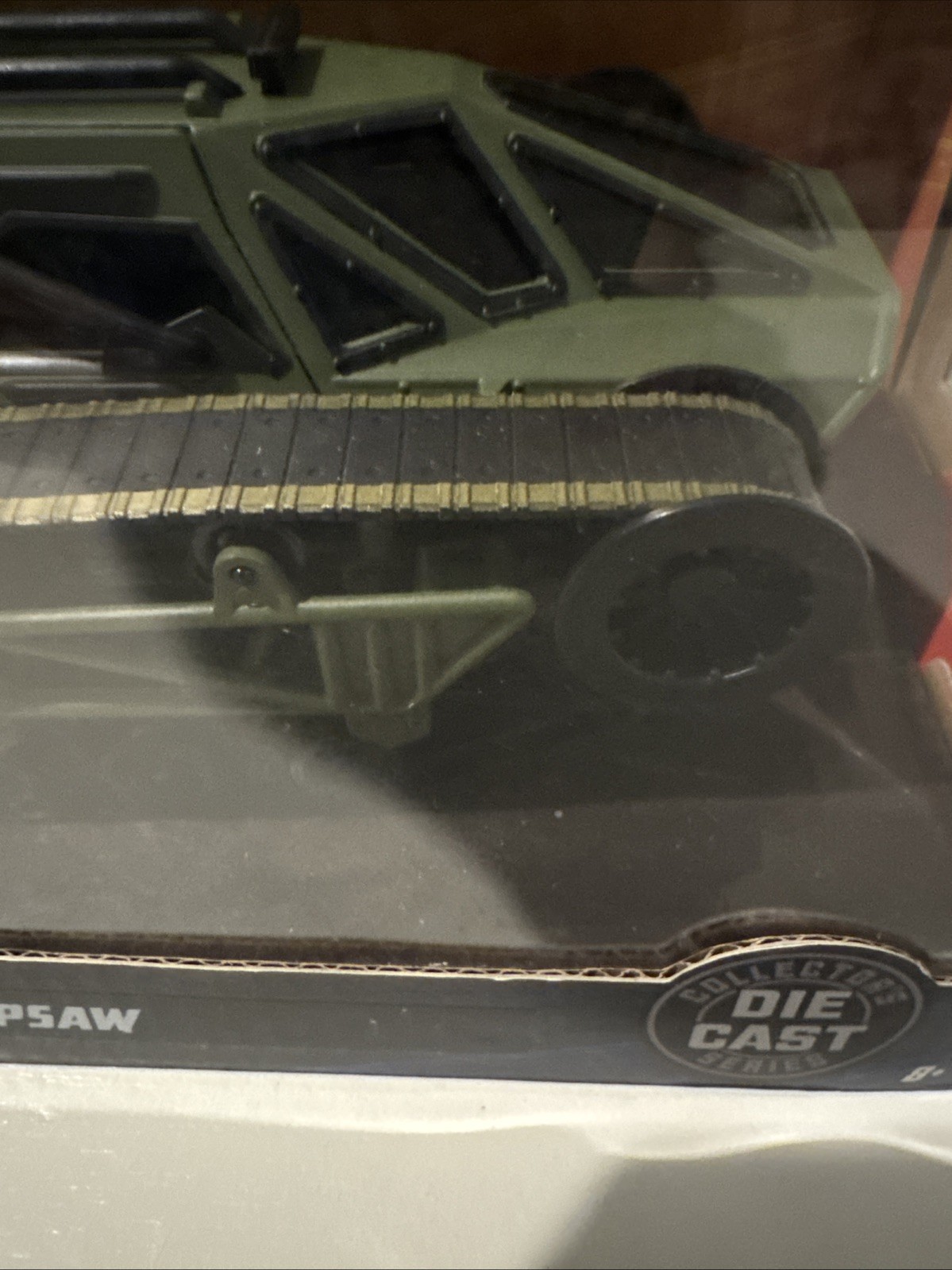 Jada Toys / F8 Fast & Furious Green Ripsaw Army Tank 1 24 Die Cast Car