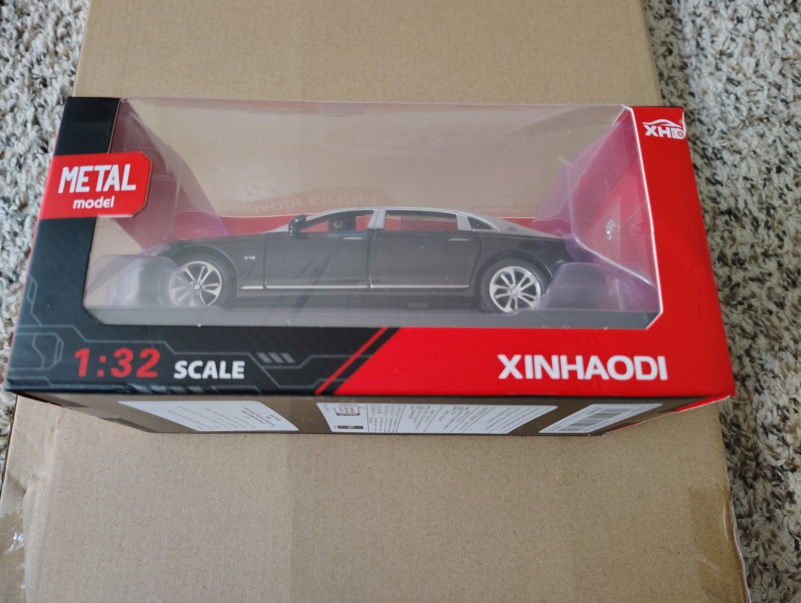 2024-2025 Maybach Die Cast Toy Car 1:32 Metal With Stand New