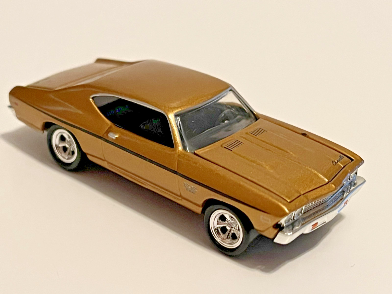 1:64 Hot Wheels Premium 1969 Chevy Chevelle SS 396 Bronze with Black Stripe