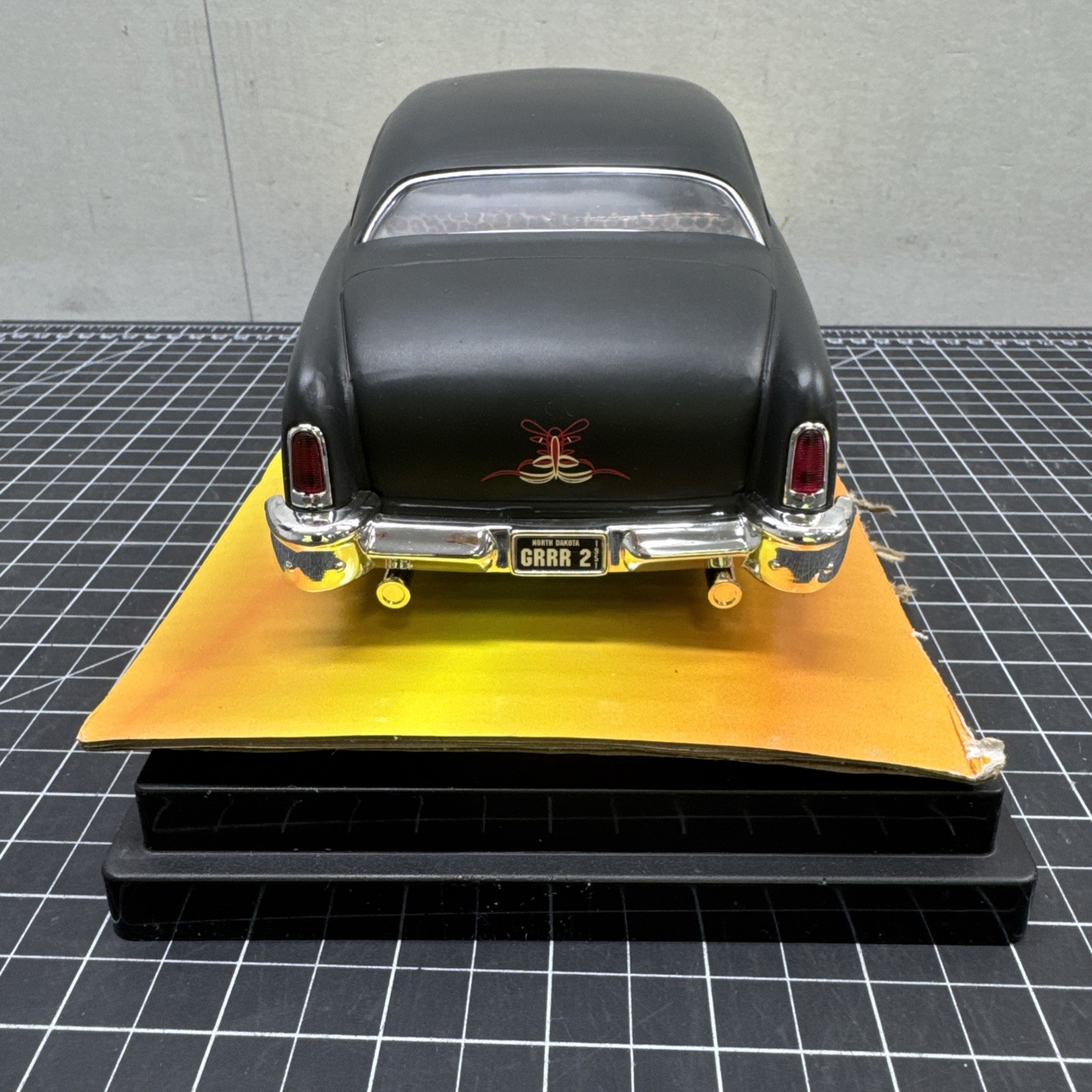 1/18 Diecast 1951 Chopped Mercury, Matt Black, American Muscle (2000) No BOX D3