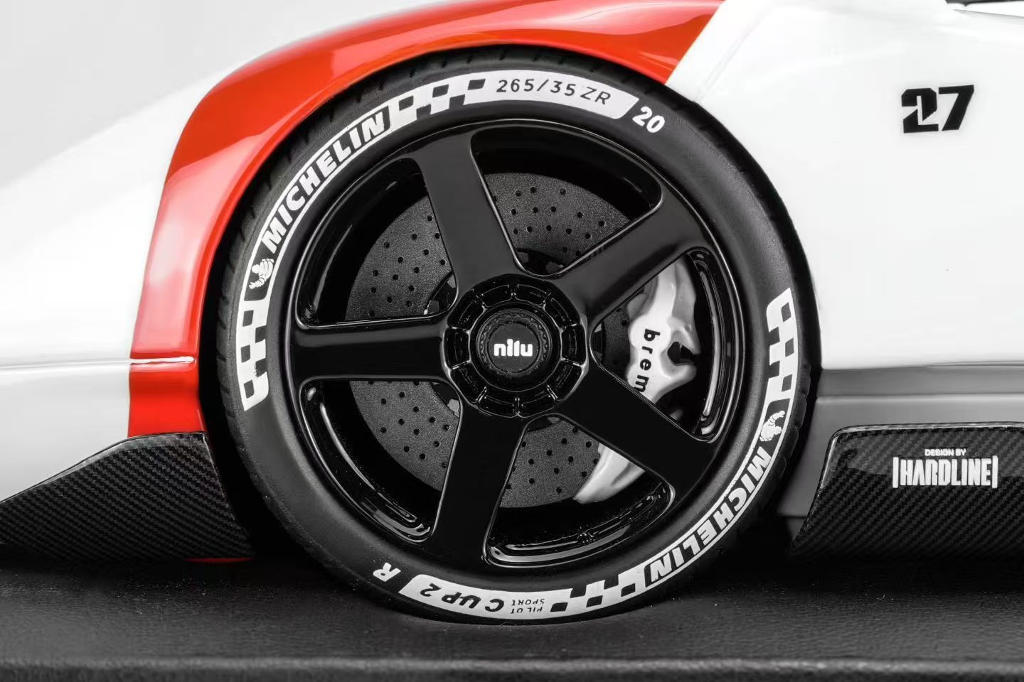 Motorhelix 1:18 Nilu 27 Hypercar Limited Edition Resin Car Model