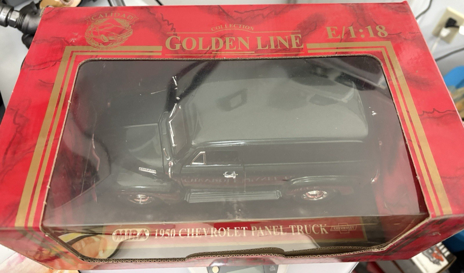 MIRA Golden Line 1/18 th 1950 RARE in dark green met. new in box