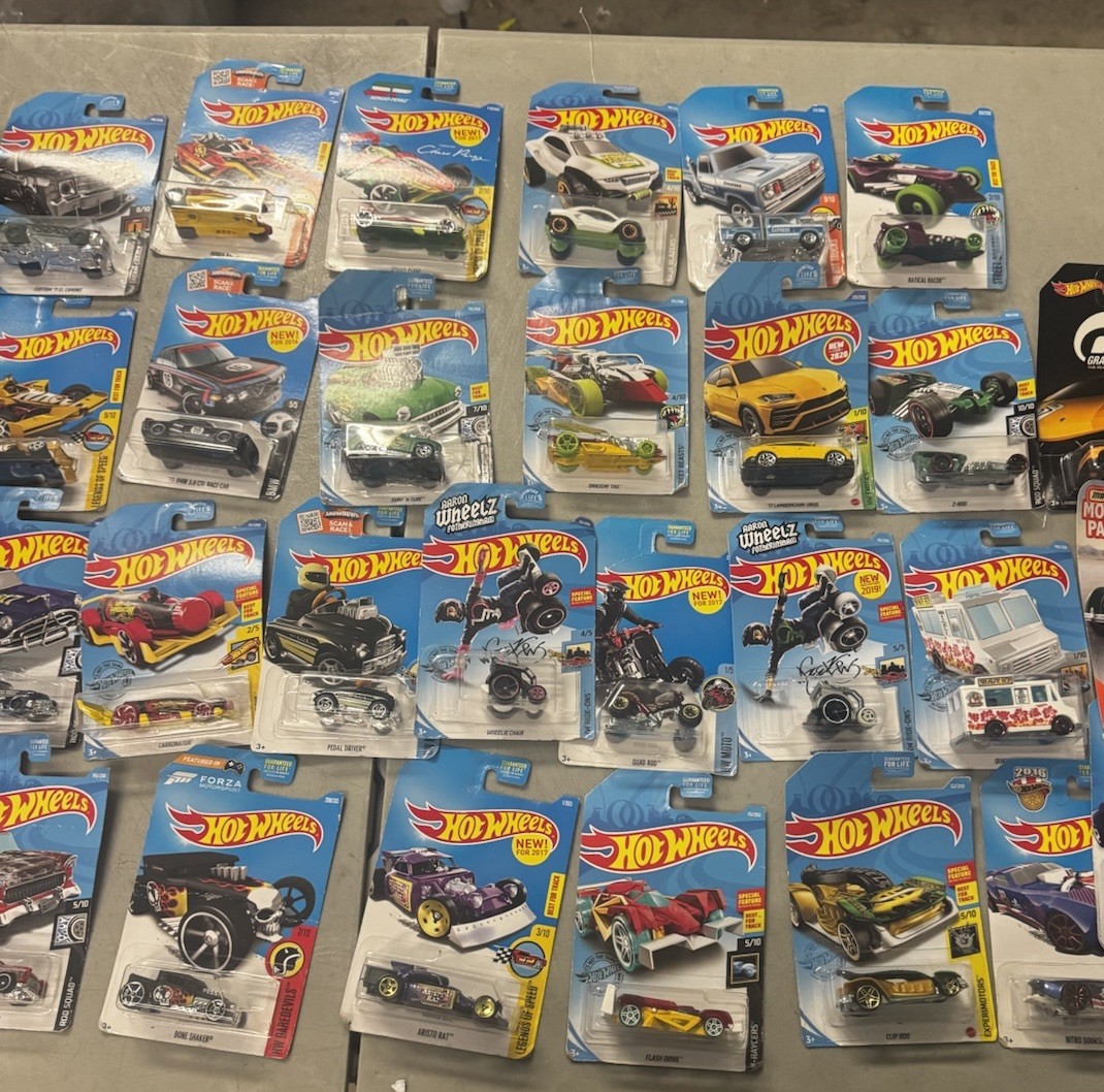 Hot Wheels Lot 29 New Sealed Cars Matchbox Moving Parts Gran Turismo & Johnny