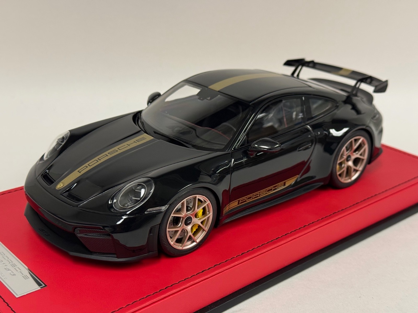 1/18 Ivy Porsche 911 GT3 992.1 in Black with Gold Stripe on Leather 20 pcs AB653