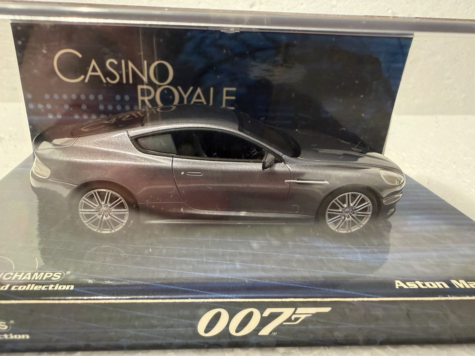 Minichamps Aston Martin DBS Casino Royale 007 James Bond 436137620 1/43 scale
