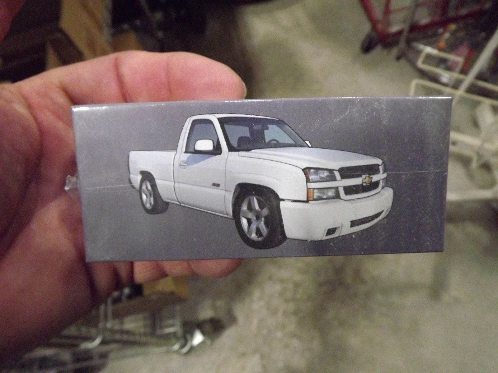 Para 64 1/64 2006 chevrolet silverado single cab white PB-55834 NIB