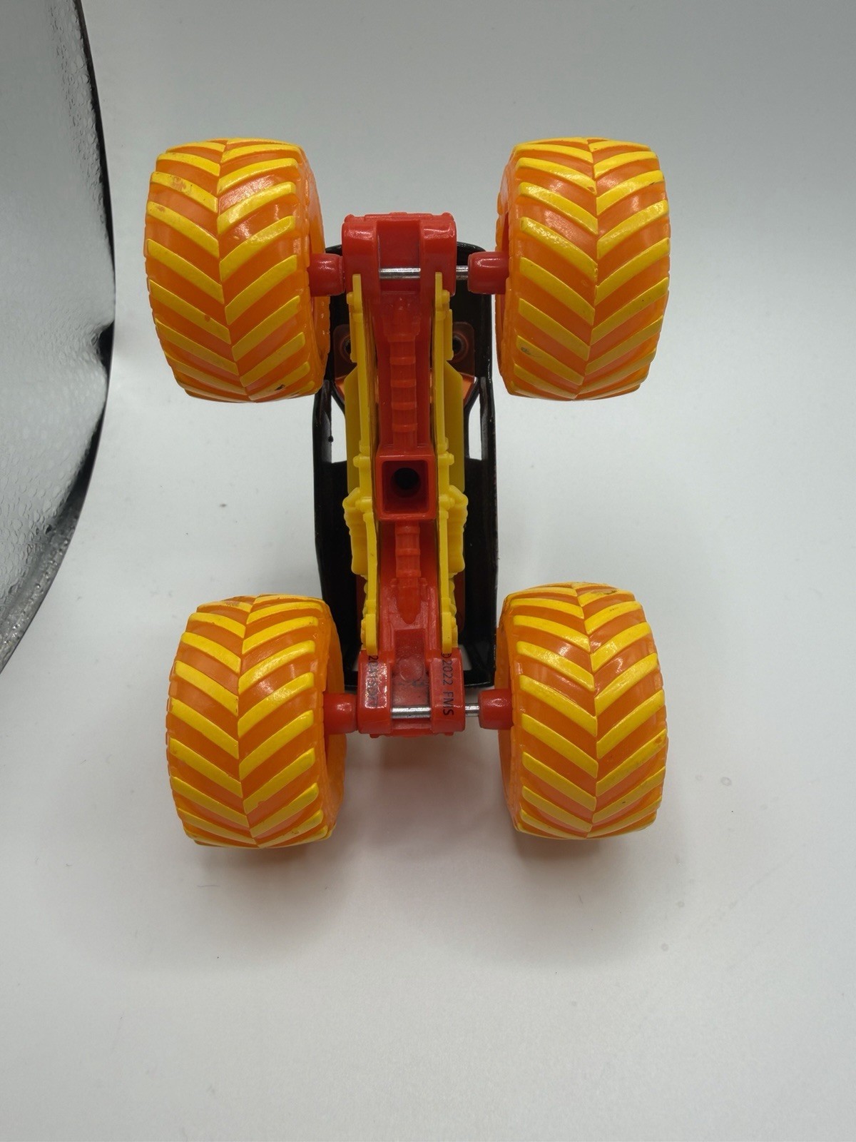 2019 Spin Master 1:64 Scale Monster Jam Truck Mohawk Warrior Fire & Ice Walmart