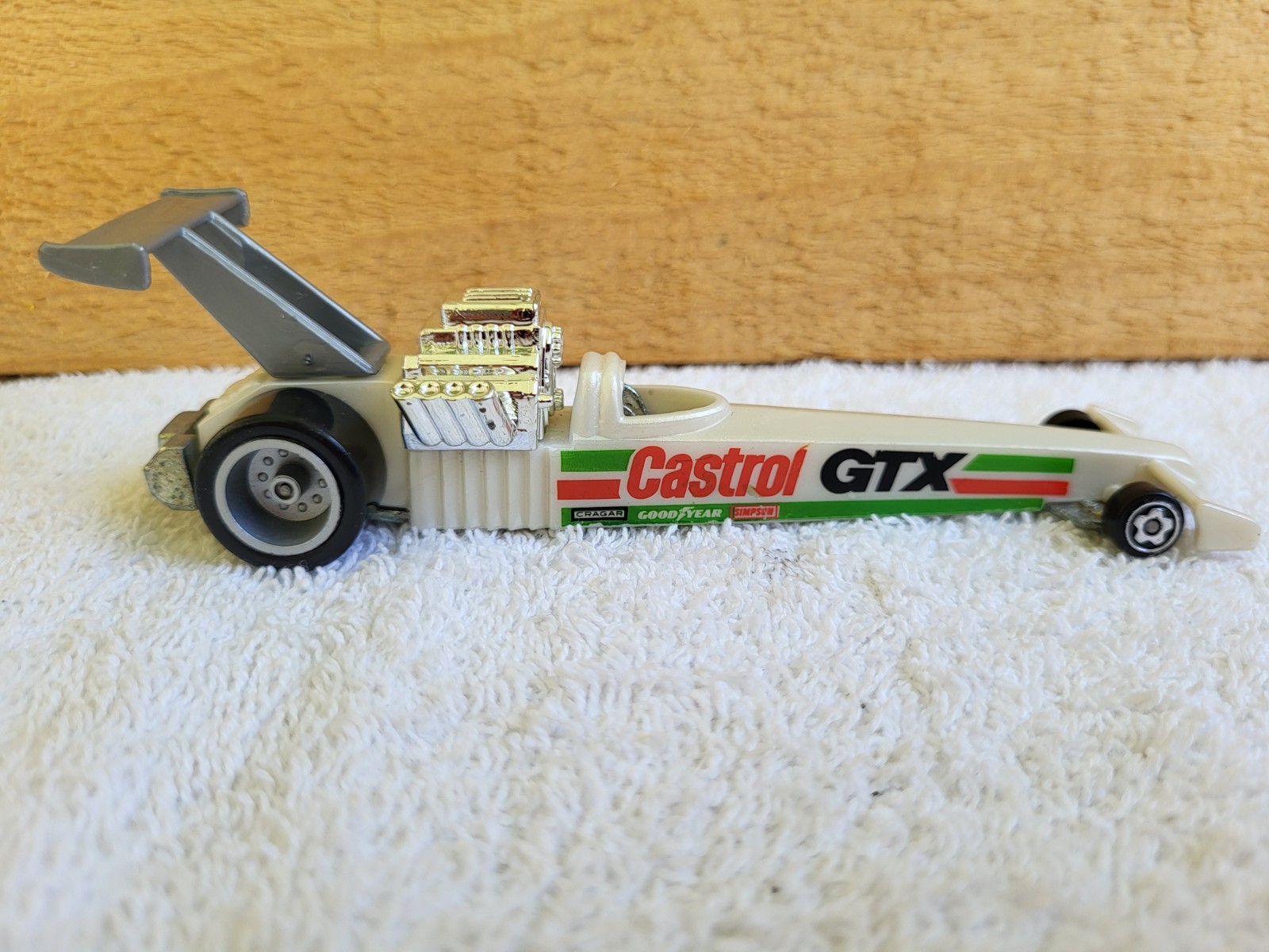 Hot Wheels Castrol GTX Dragster