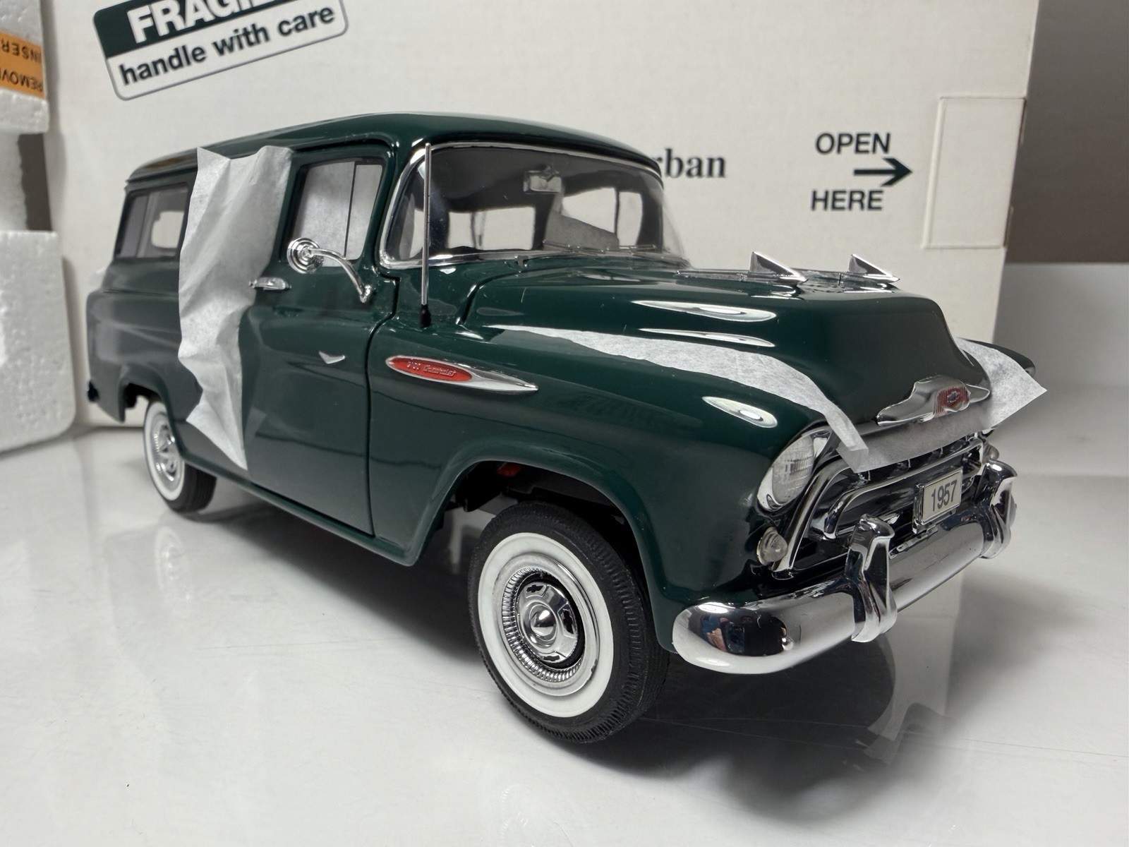 Danbury Mint 1957 Chevrolet Suburban *Super Clean!