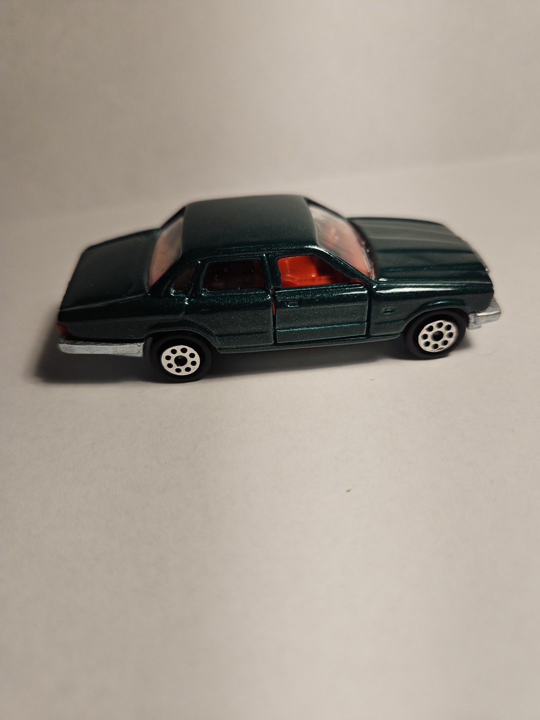 Majorette Jaguar XJ6 Dark Green Metallic No.293 Diecast Car