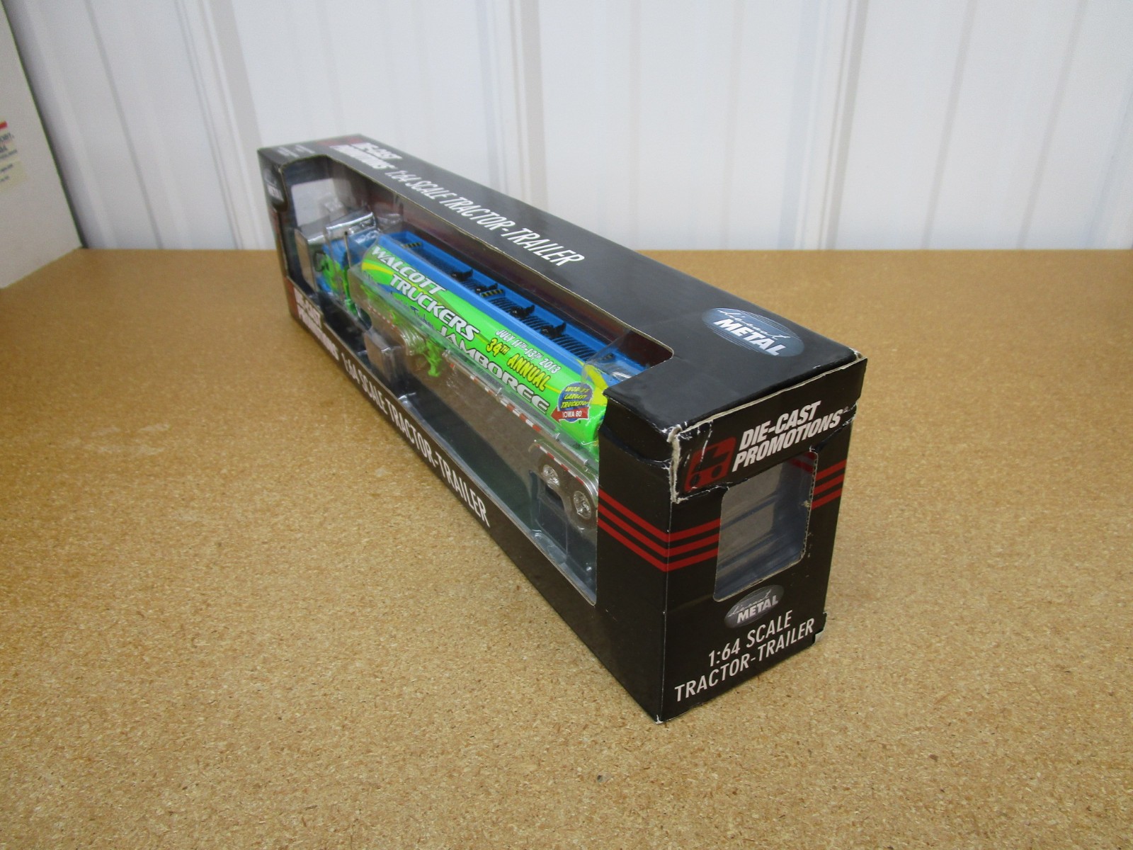 DCP Volvo semi truck Walcott truckers Jamboree 2013 1/64 Iowa diecast Z