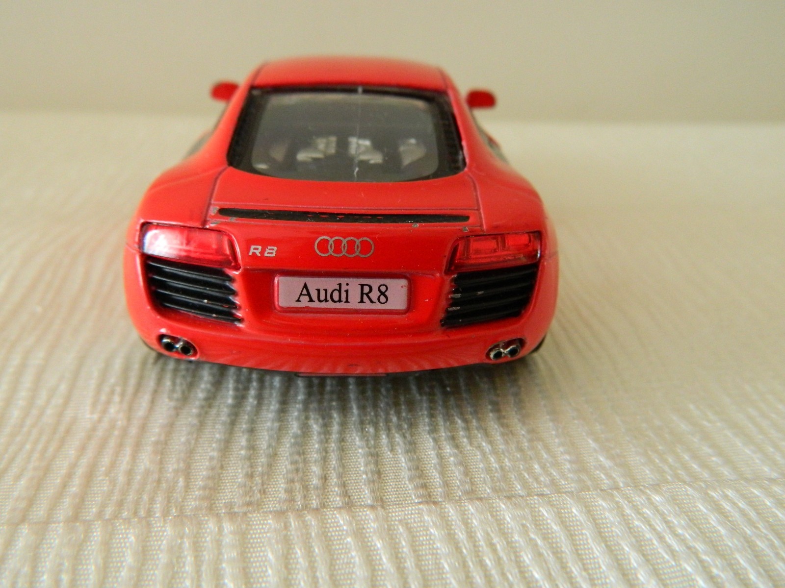Audi R8 Red KiNSMART TOY Car Model KT5315 1/36 Scale Diecast Metal Open Doors