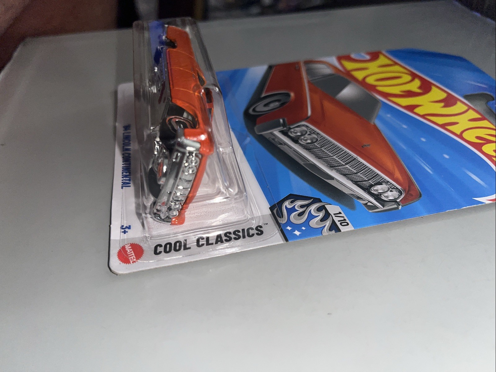 Hot Wheels Classics ’64 Lincoln Continental Orange Diecast 1:64 Unopened