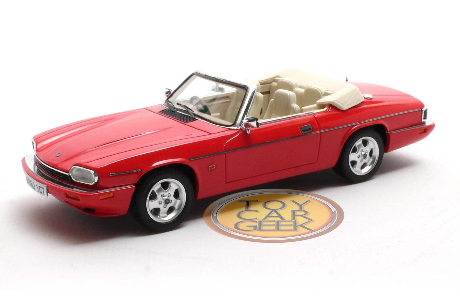 1995-96 Jaguar XJS Celebration Conv. 1:43 Matrix Scale Models MX41001-251