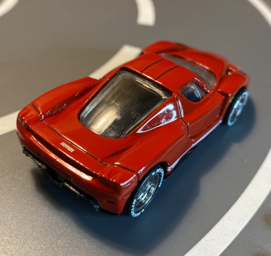 Hot Wheels Enzo Ferrari Red CUSTOM Super Real Riders Wheel Swap 2011