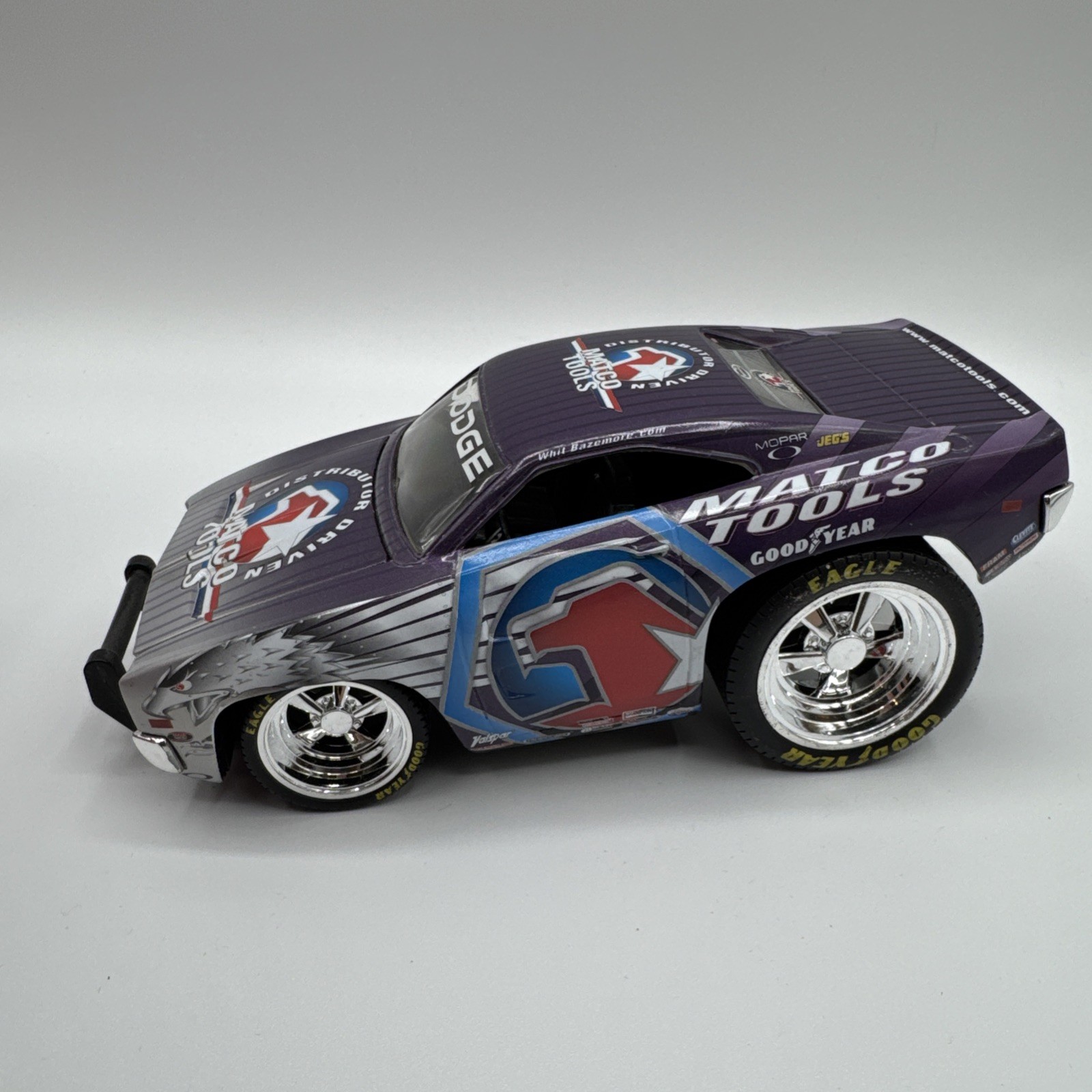 2005 Matco Tools Whit Bazemore 1969 Die Cast Styalized Dodge Charger w / COA