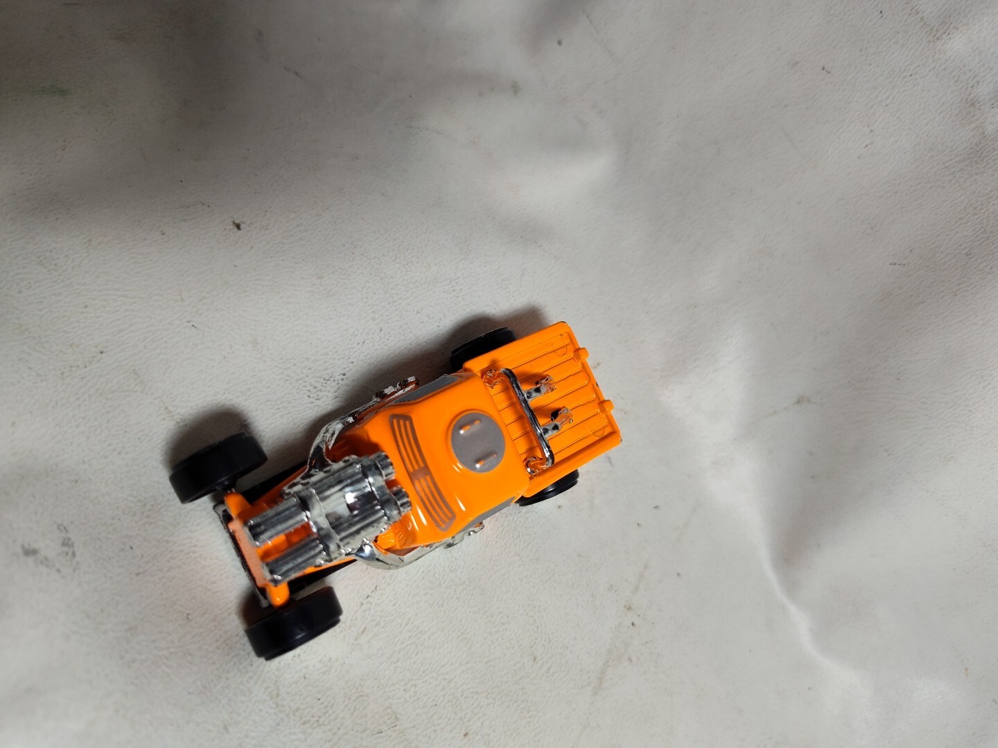 Orange Maisto Leadslinger 1:64 Scale Vehicle