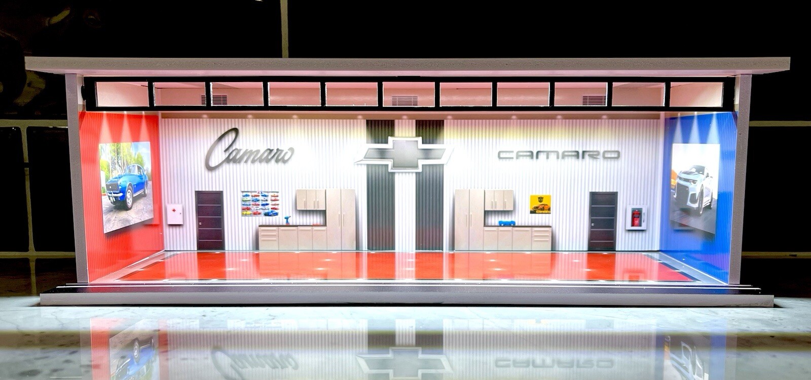 Chevy Camaro Interior Garage Theme 1/64 Scale Garage Diorama w/ LED Lighting