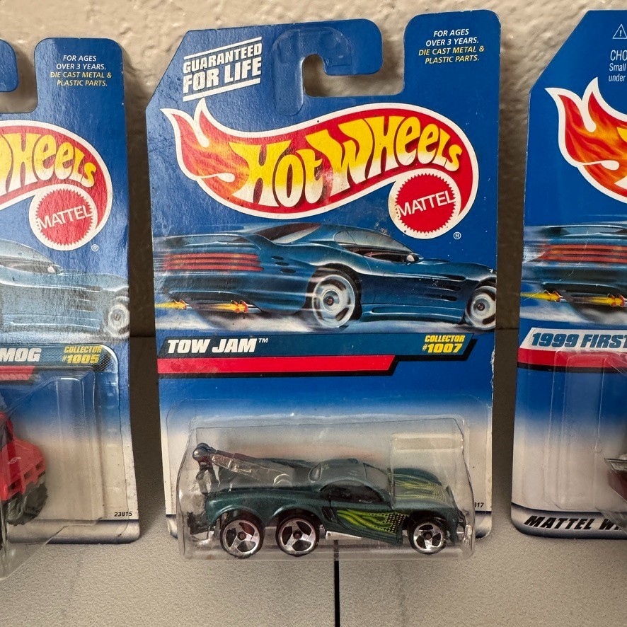 Hot Wheels Mainline 90’s & 00’s NIP 12 Lot Vintage Collectible Cars Variety Pack