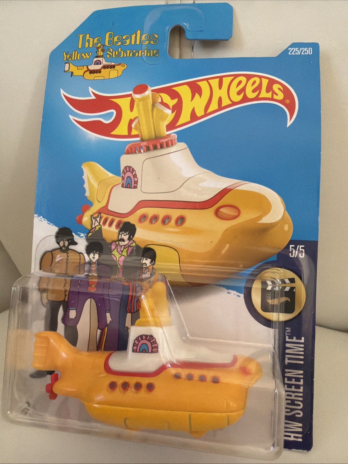 The Beatles Yellow Submarine Sub 2015 Hot Wheels US * 225/250 NEW SEALED *5/5*