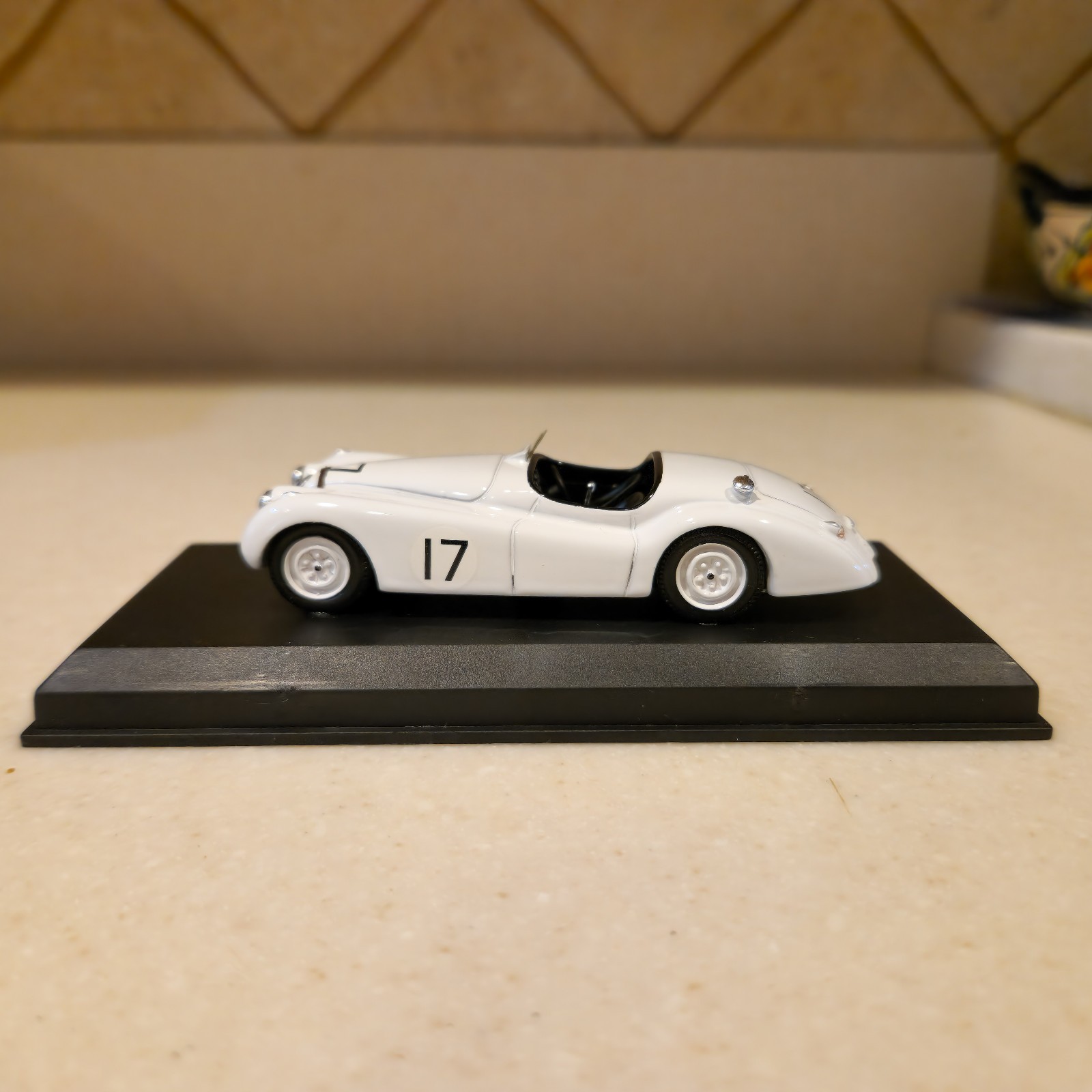 1:43 Top Model Collection 1950 Jaguar XK 120, Le Mans 1950 #17 White