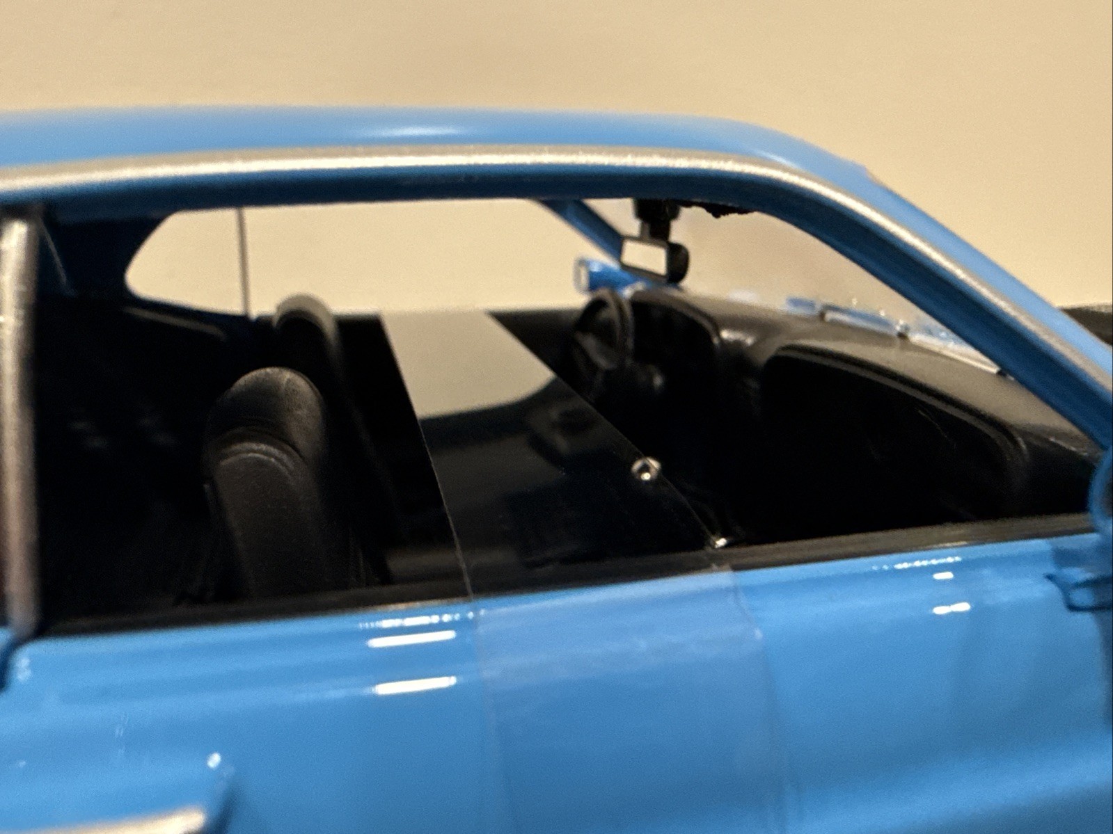 BACK IN** 1970 Ford Mustang Mach 1 – Blue 1/18 Scale Maisto Exclusive Style