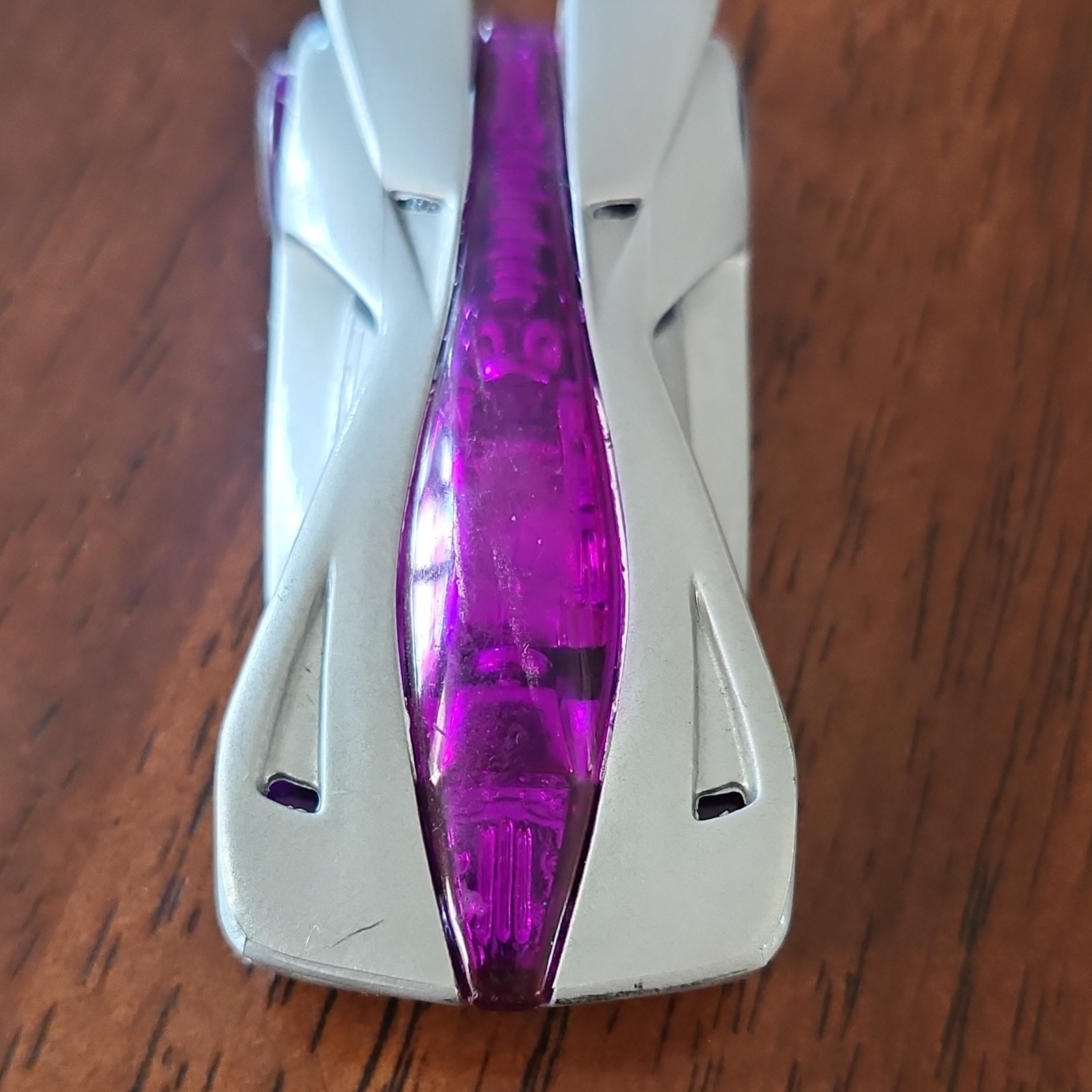 Hot Wheels Limousine Diecast Car Silver Purple Boys & Girls 3-7 Years Toy