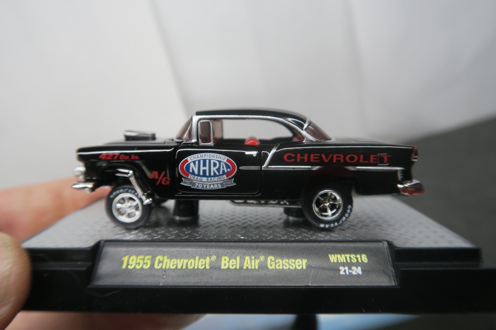 M2 MACHINES 1/64 1955 NHRA CHEVROLET BEL AIR GASSER WMTS16 IN DISPLAY CASE!