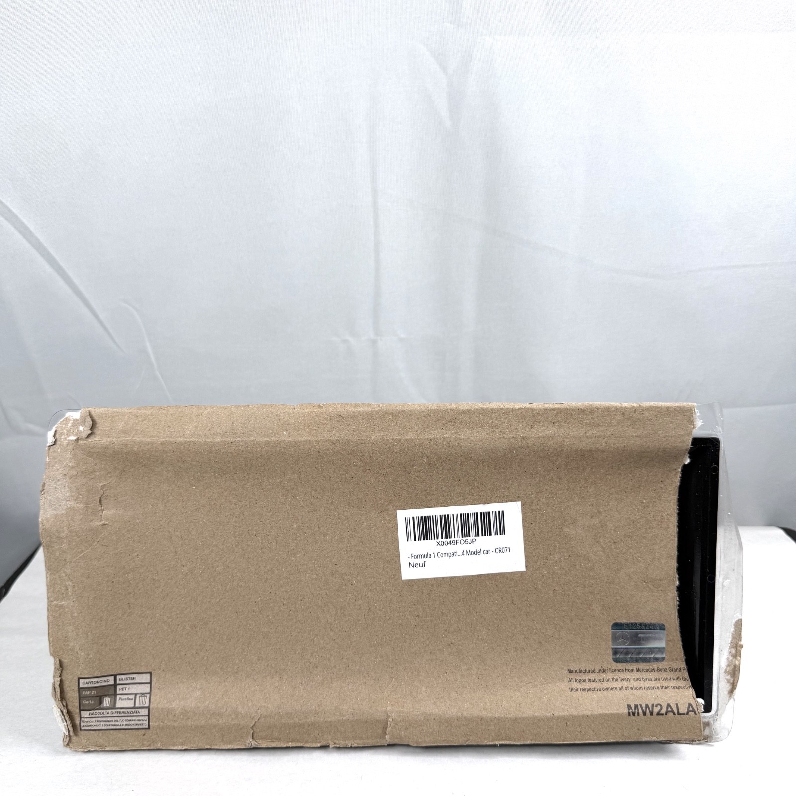 Formula 1 Compatible with Mercedes AMG F1 W08 EQ Power+ Lewis Hamilton 1/24