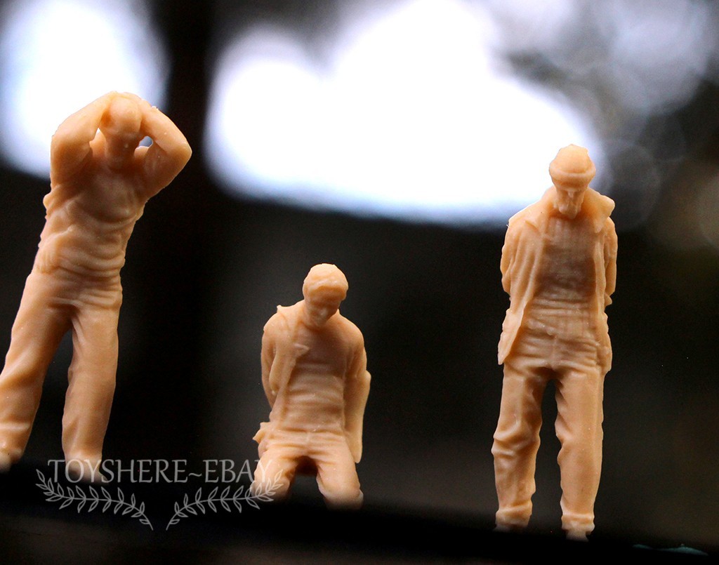 Miniature Rebel Army Warfare Collection 1/72 Three Defeated Guerrilla Soldiers
